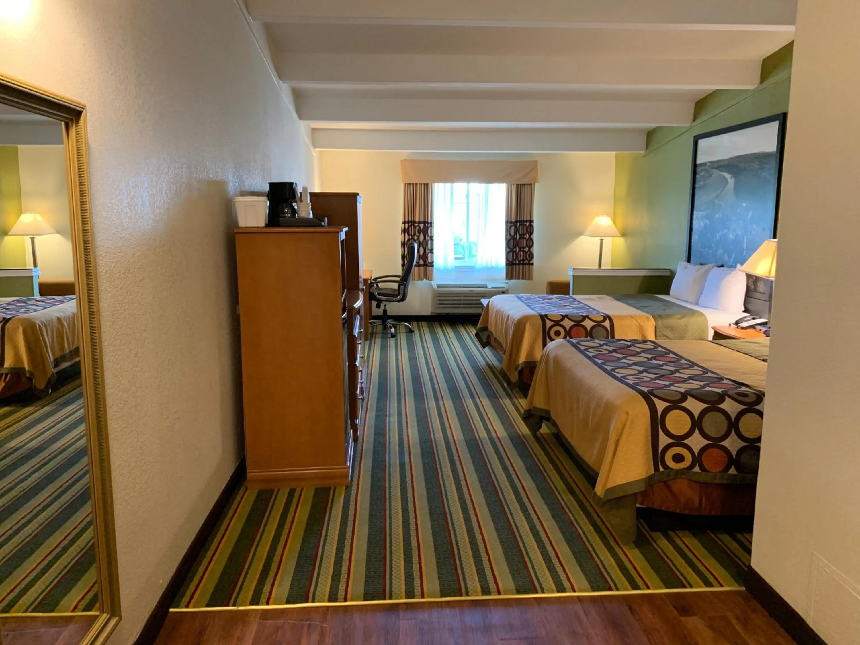 Queen Room with Two Queen Beds, Mobility Access and Roll-In shower, Non-Smoking in Super 8 by Wyndham Beaumont I-10 College St