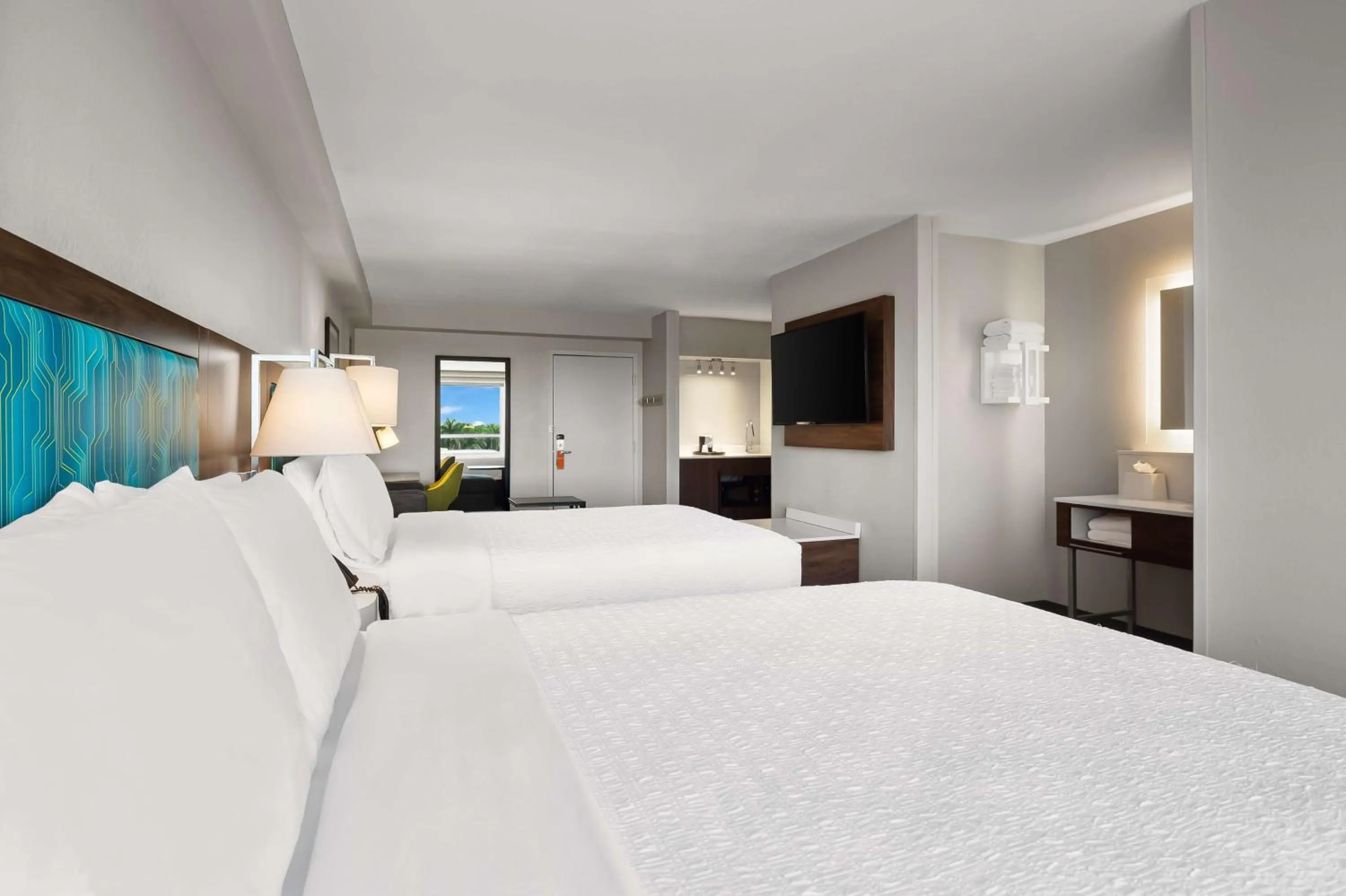 Room with Two Queen Beds and Microwave/Fridge - Non-Smoking in Hampton Inn Weston Fort Lauderdale