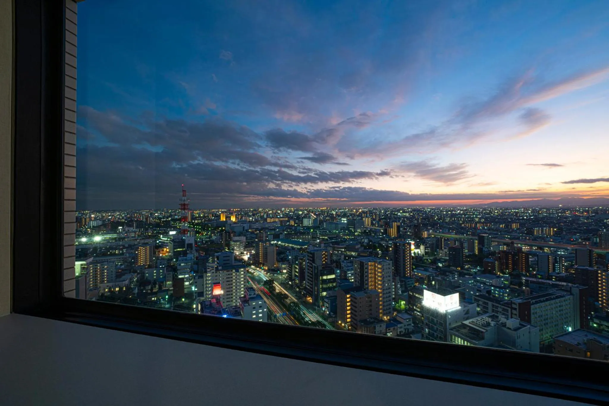 Premium Queen Room in ANA Crowne Plaza Hotel Grand Court Nagoya by IHG