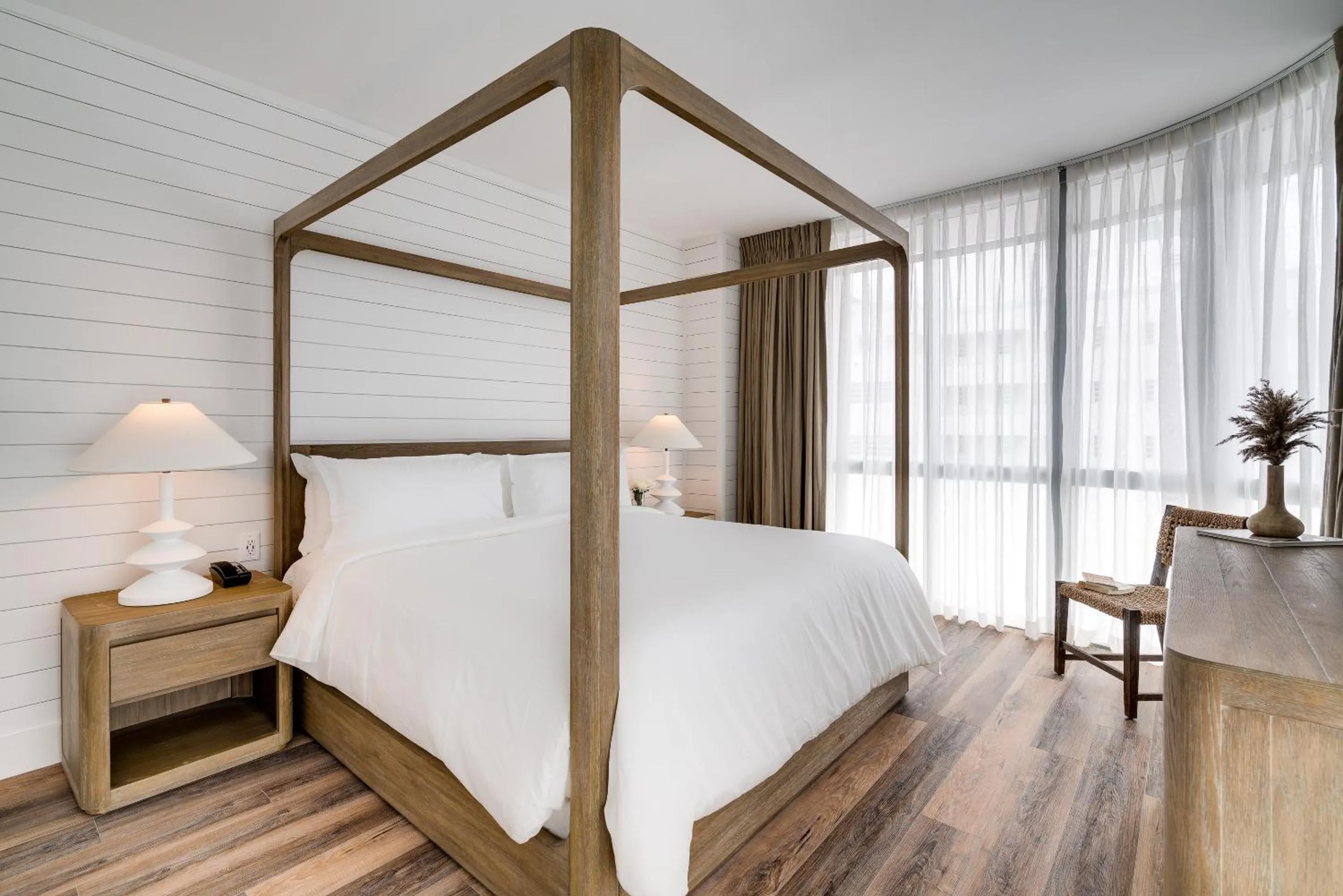 Penthouse Deluxe King Bedroom in Boulan South Beach