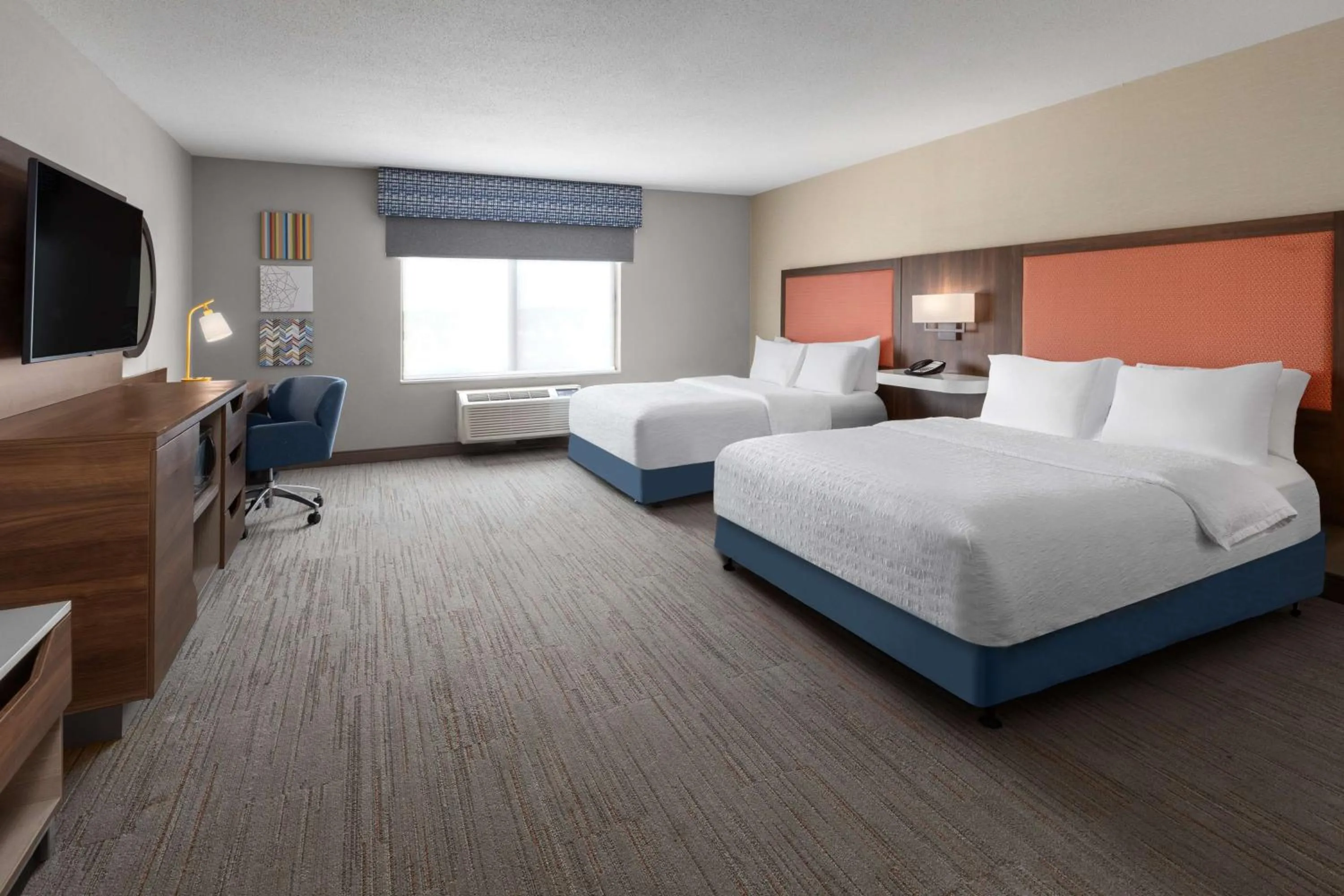 Queen Room with Two Queen Beds - Mobility and Hearing Access/Non-Smoking in Hampton Inn & Suites Saginaw
