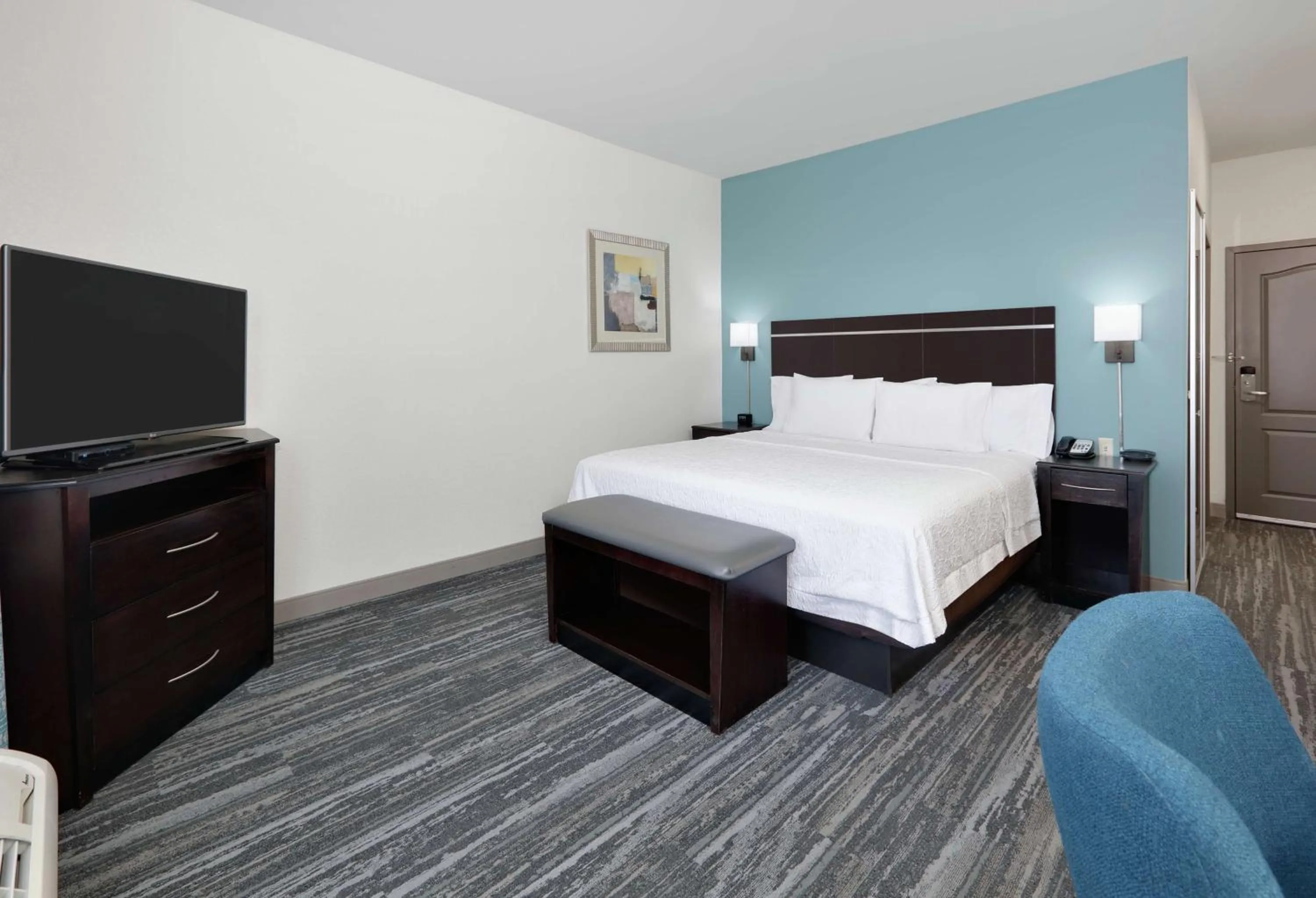 King Room with Sofa Bed and Study - Non-Smoking in Hampton Inn & Suites Childress