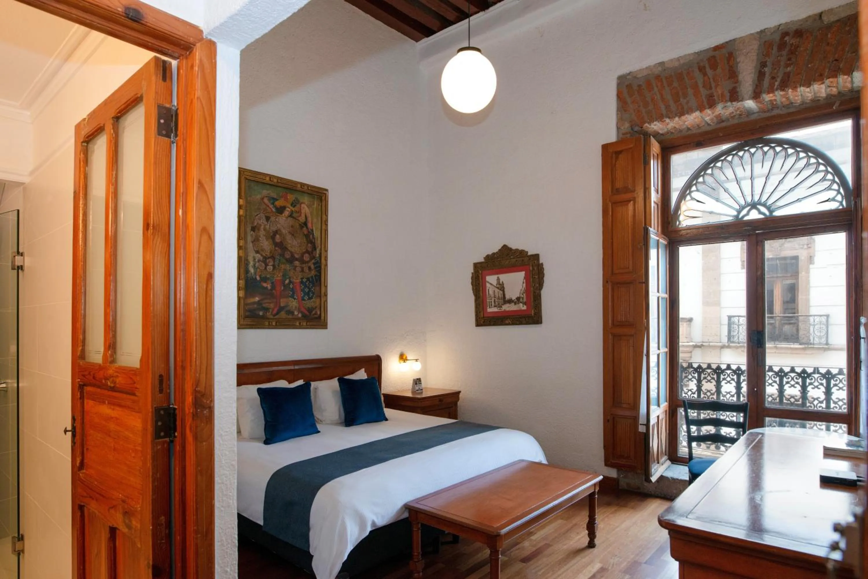 Deluxe Room in Hotel Los Juaninos