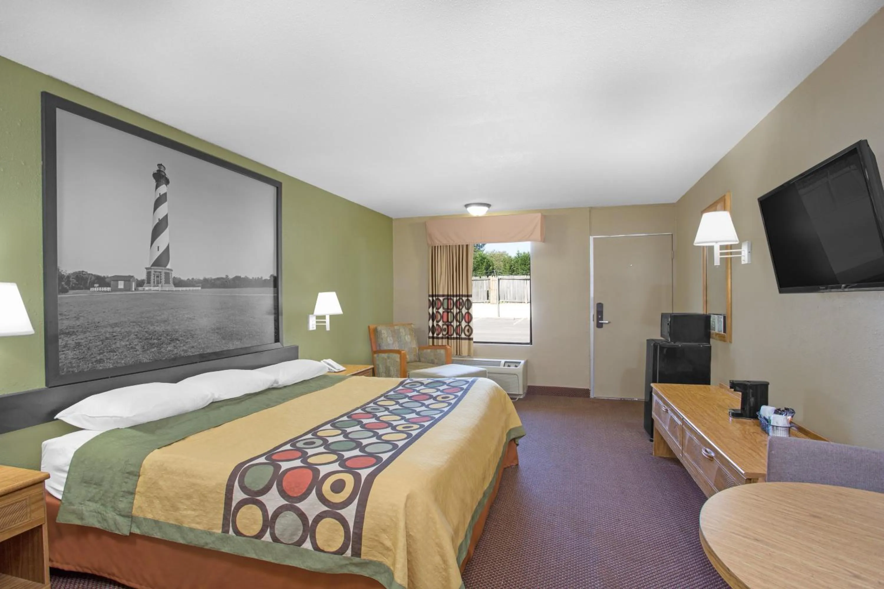 King Room in Super 8 by Wyndham Dunn