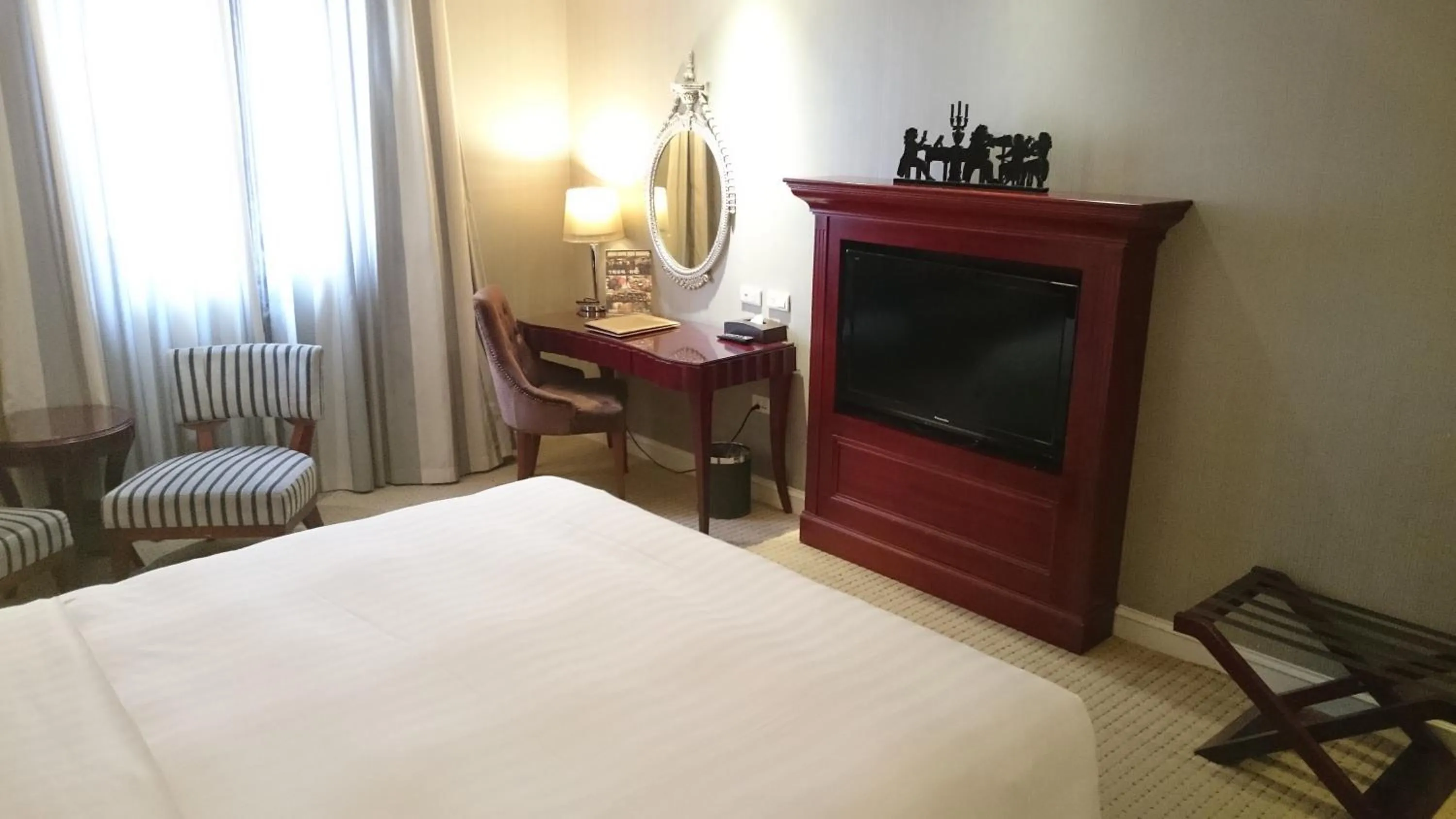 Classic Double Room in MRT Hotel