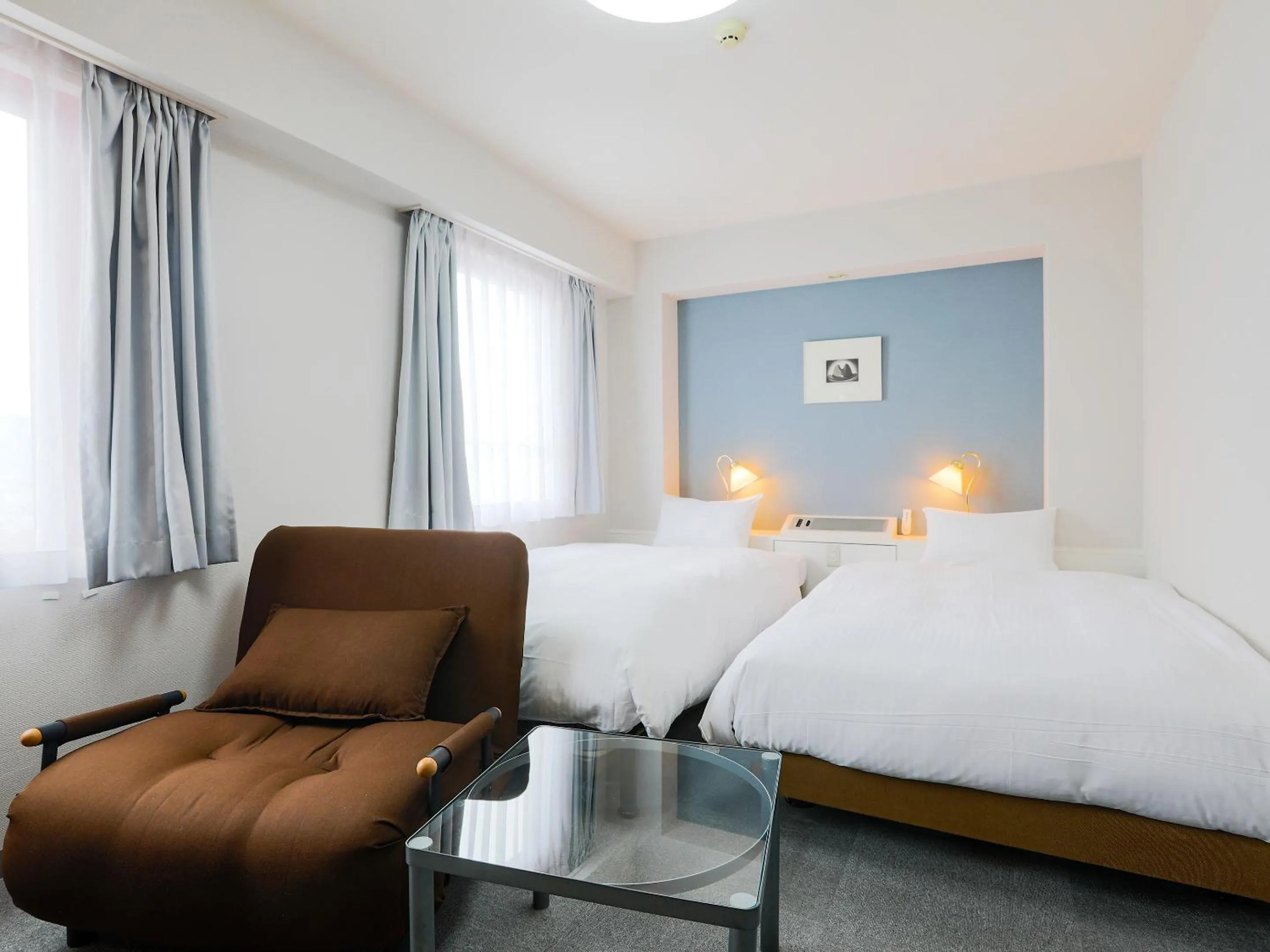 Twin Room - single occupancy - Smoking in KOKO STAY Miyakonojo - formerly Hotel Wing International Miyakonojo