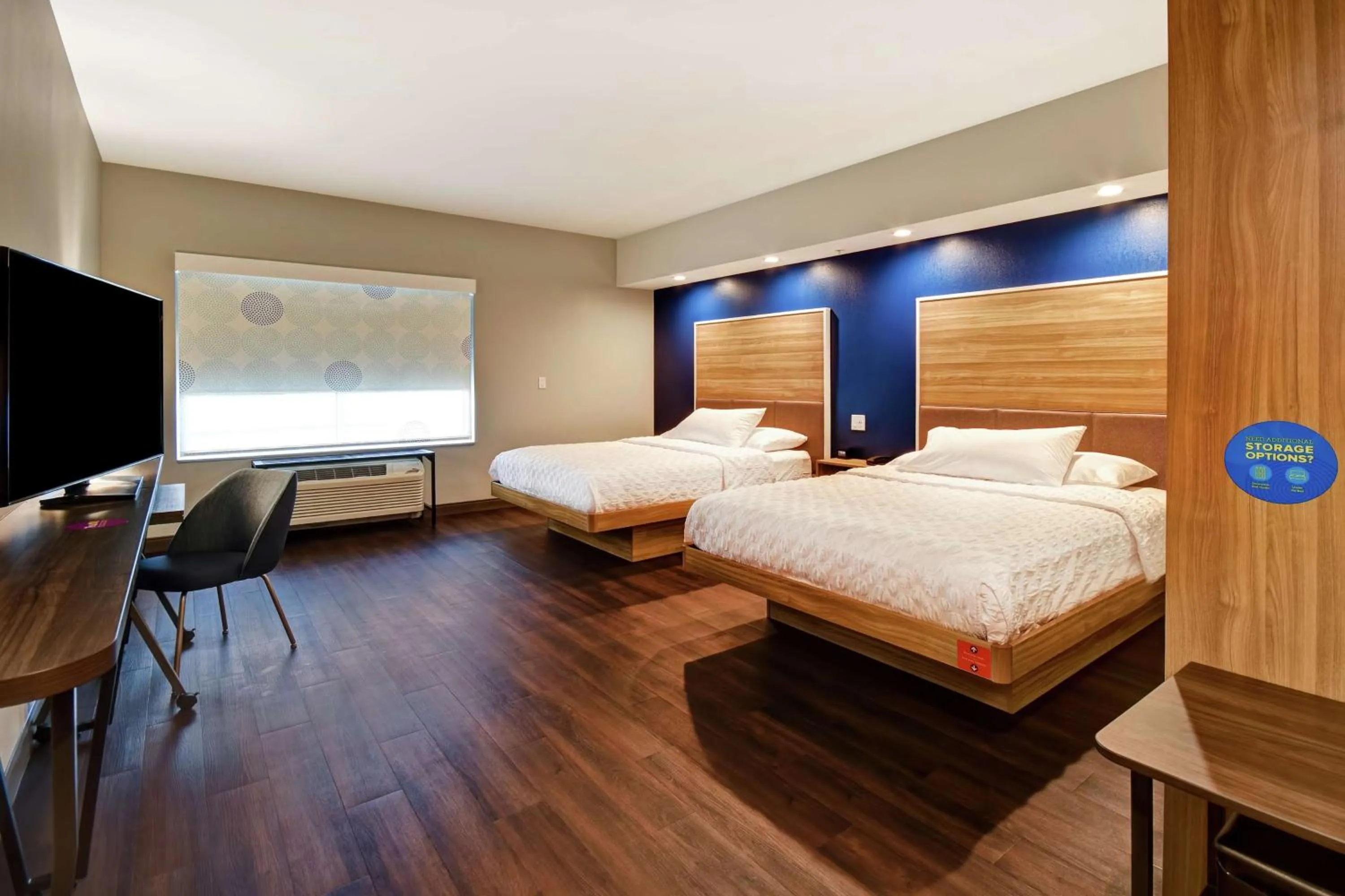 Queen Room with Two Queen Beds - Hearing Access in Tru By Hilton Syracuse-Camillus