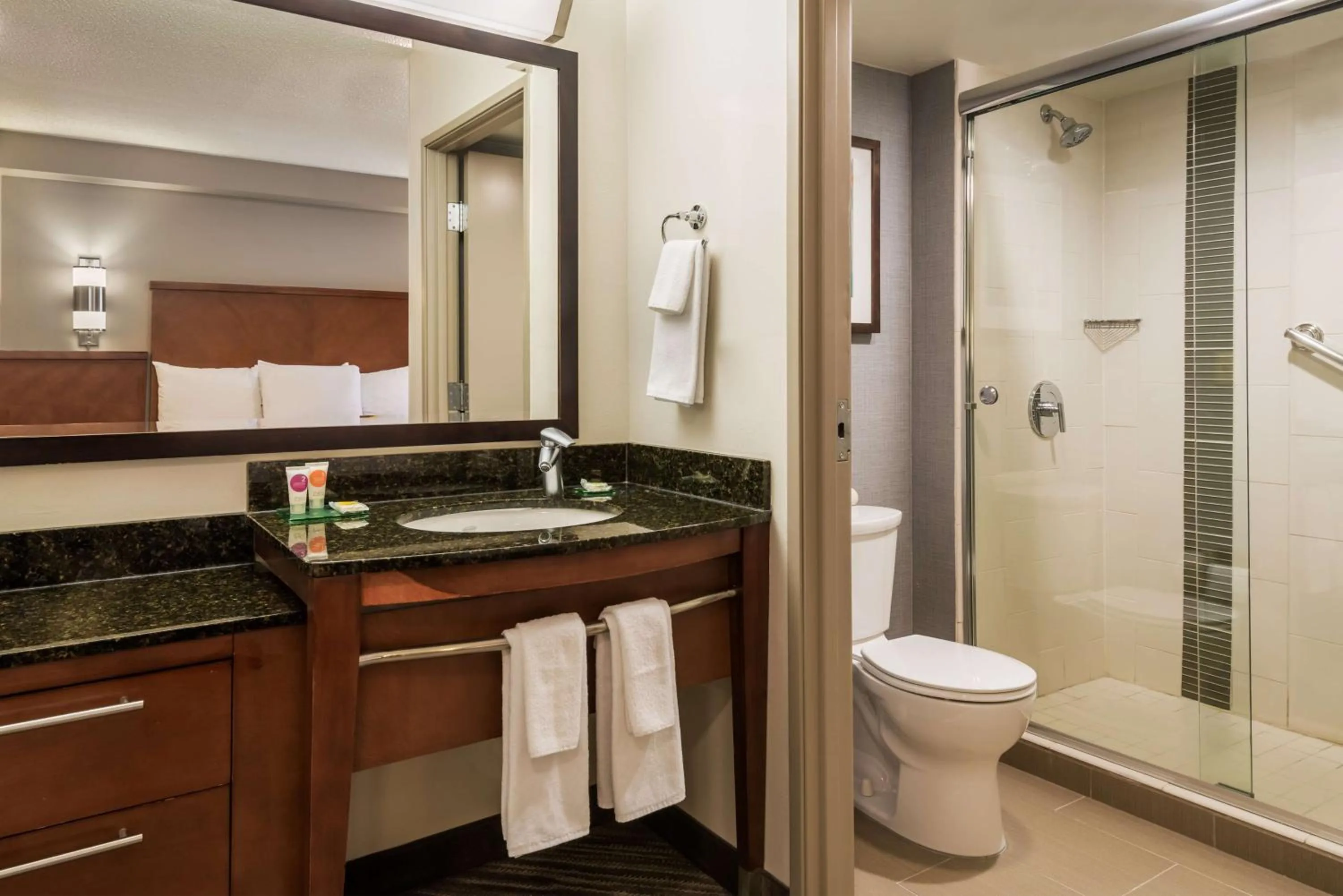 King Room with Sofa Bed - High Floor in Hyatt Place Bentonville Rogers