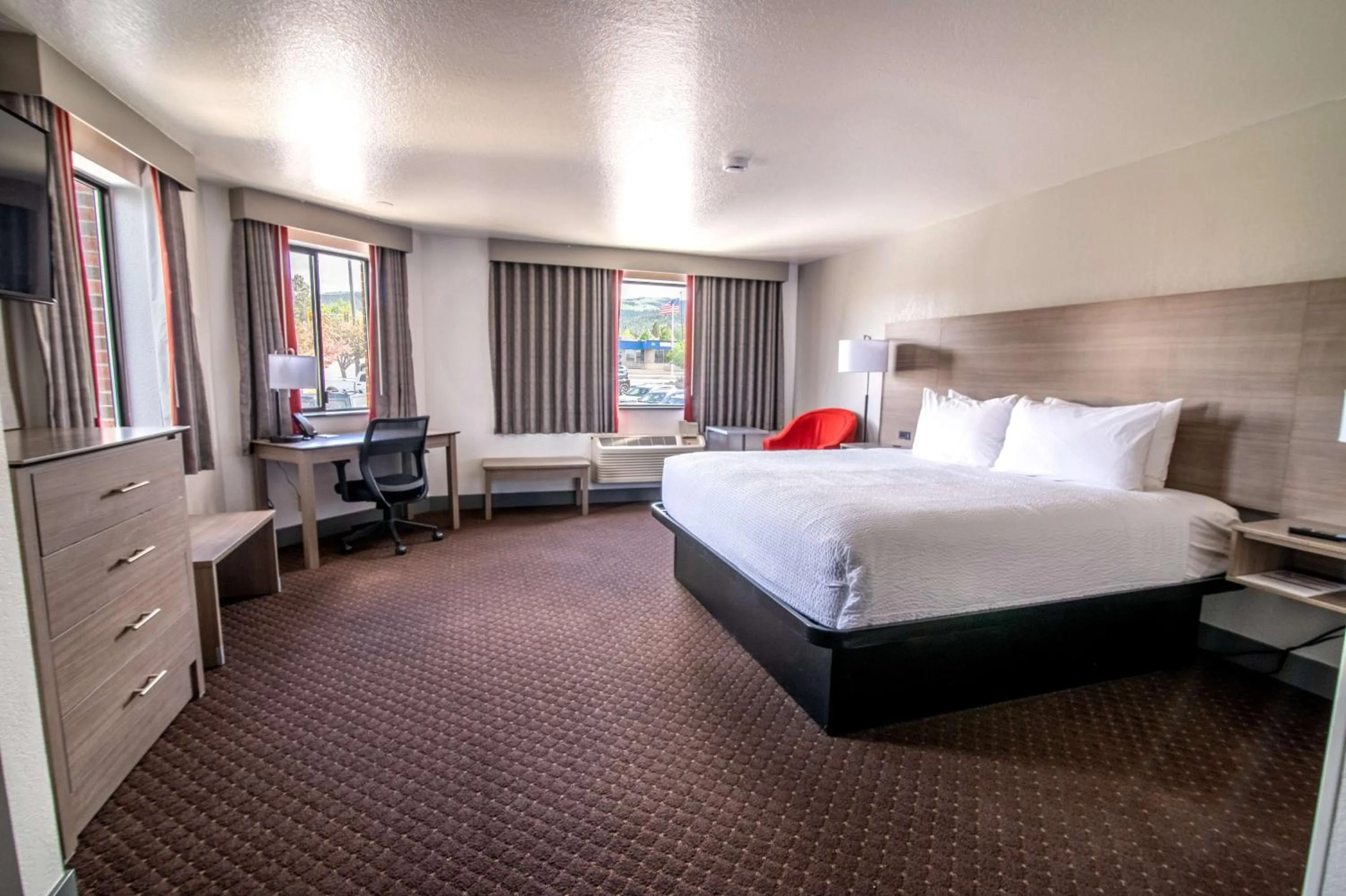 Family King Suite with Sofa Bed - Main Building/Non-Smoking in Best Western Helena - Capitol Hotel