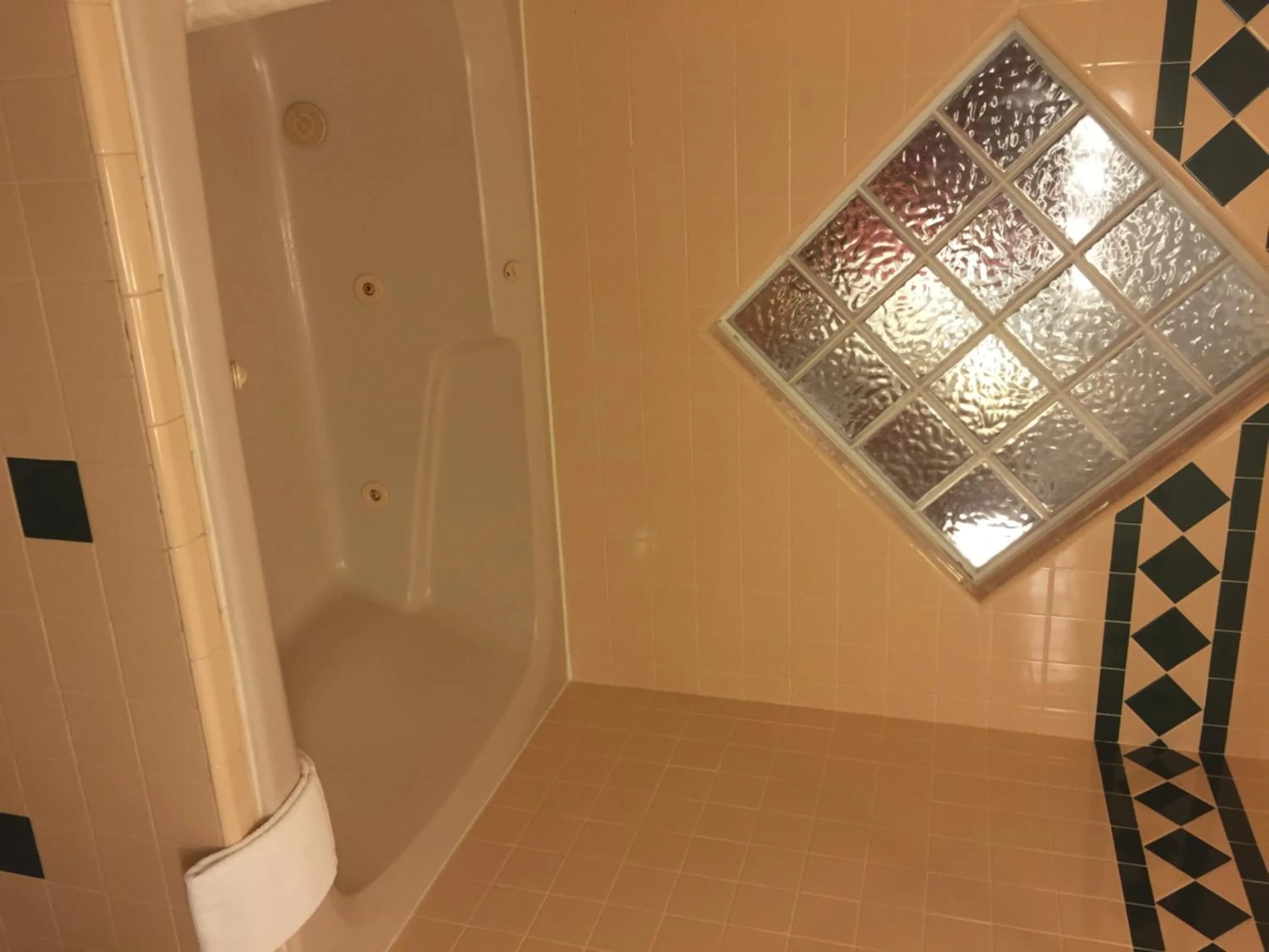 Luxury King Room in Miners Inn