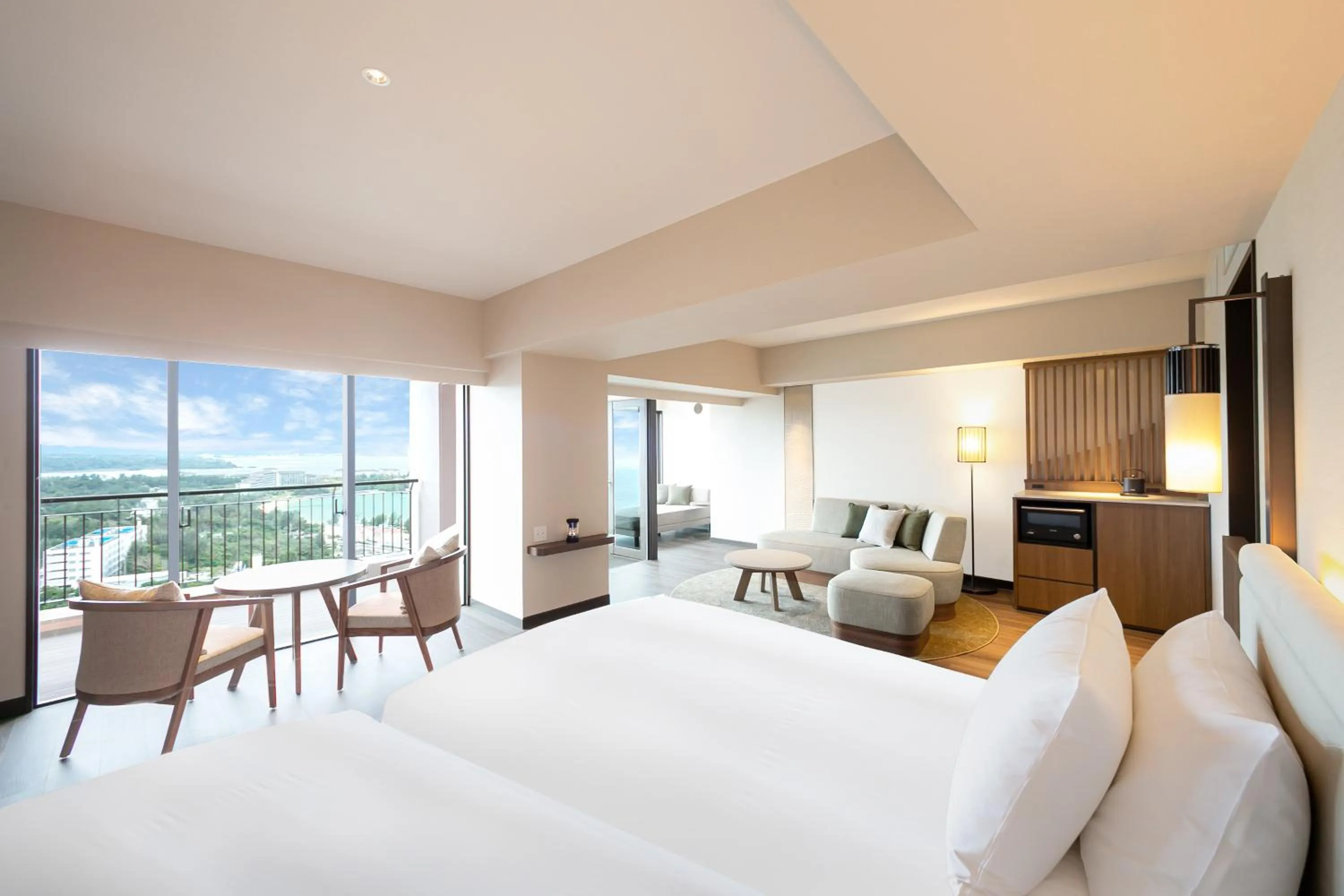 Club Ocean Premium with Club Lounge - single occupancy in Oriental Hotel Okinawa Resort & Spa