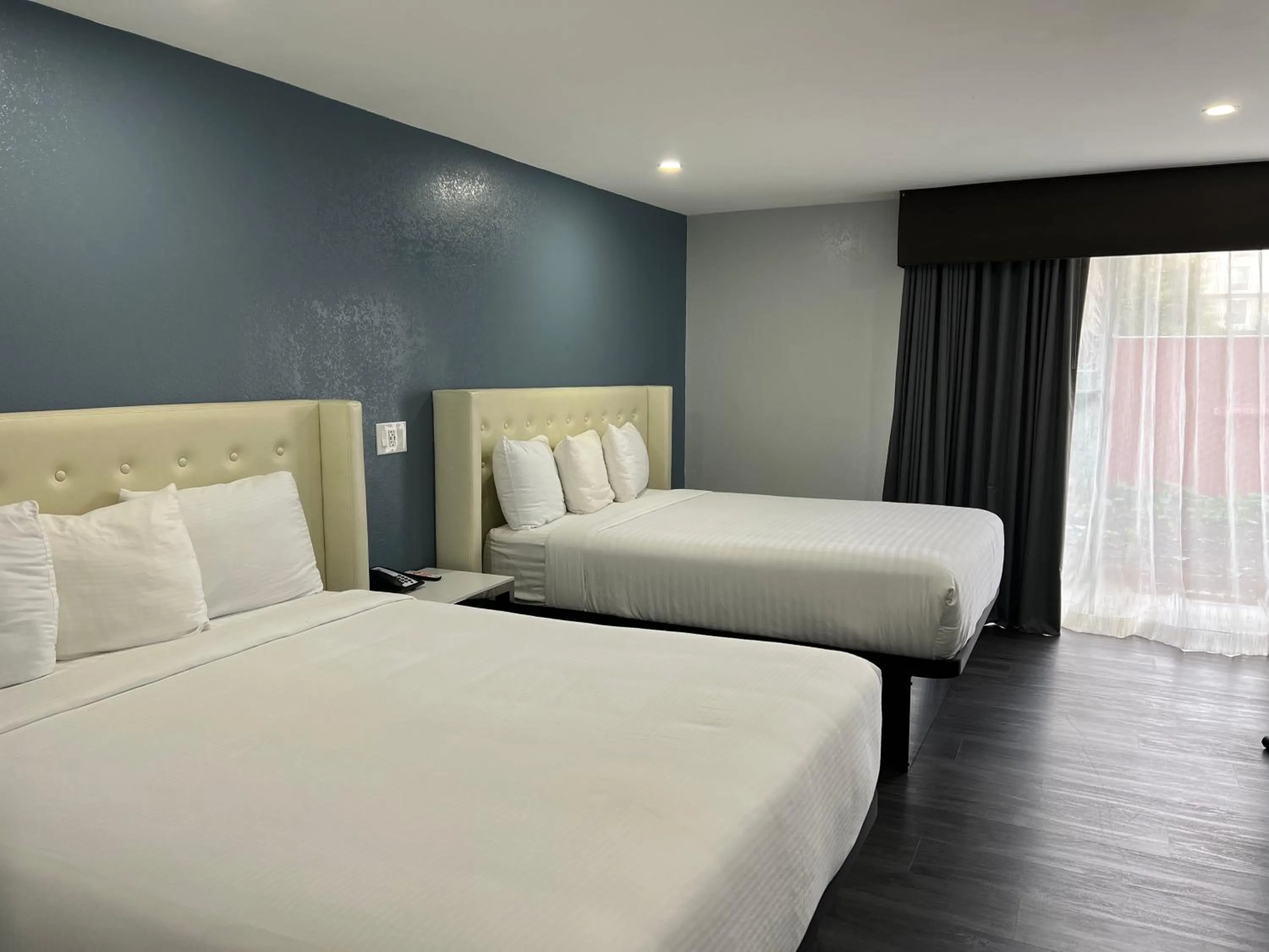 Queen Room with Two Queen Beds in Hotel Calle Joaquin - San Luis Obispo