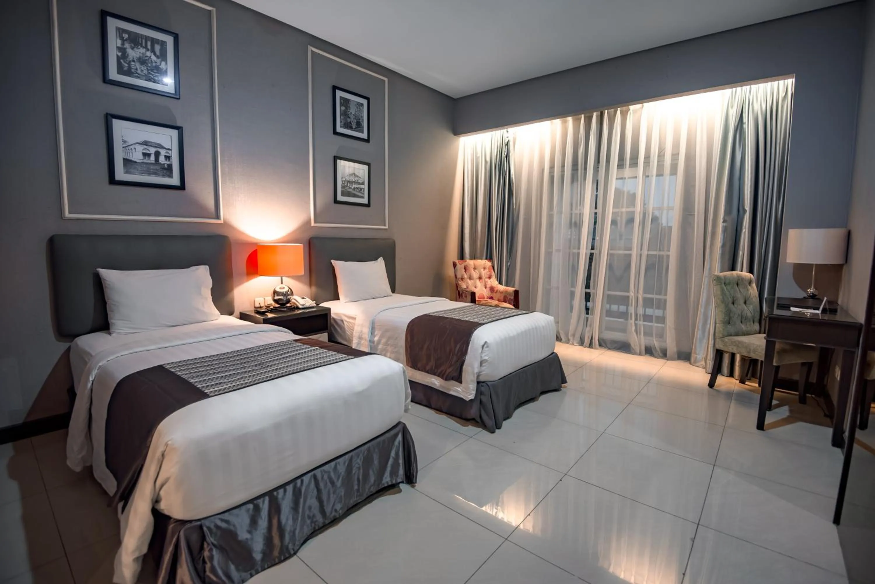 Superior Twin Room in The Mirah Hotel Bogor
