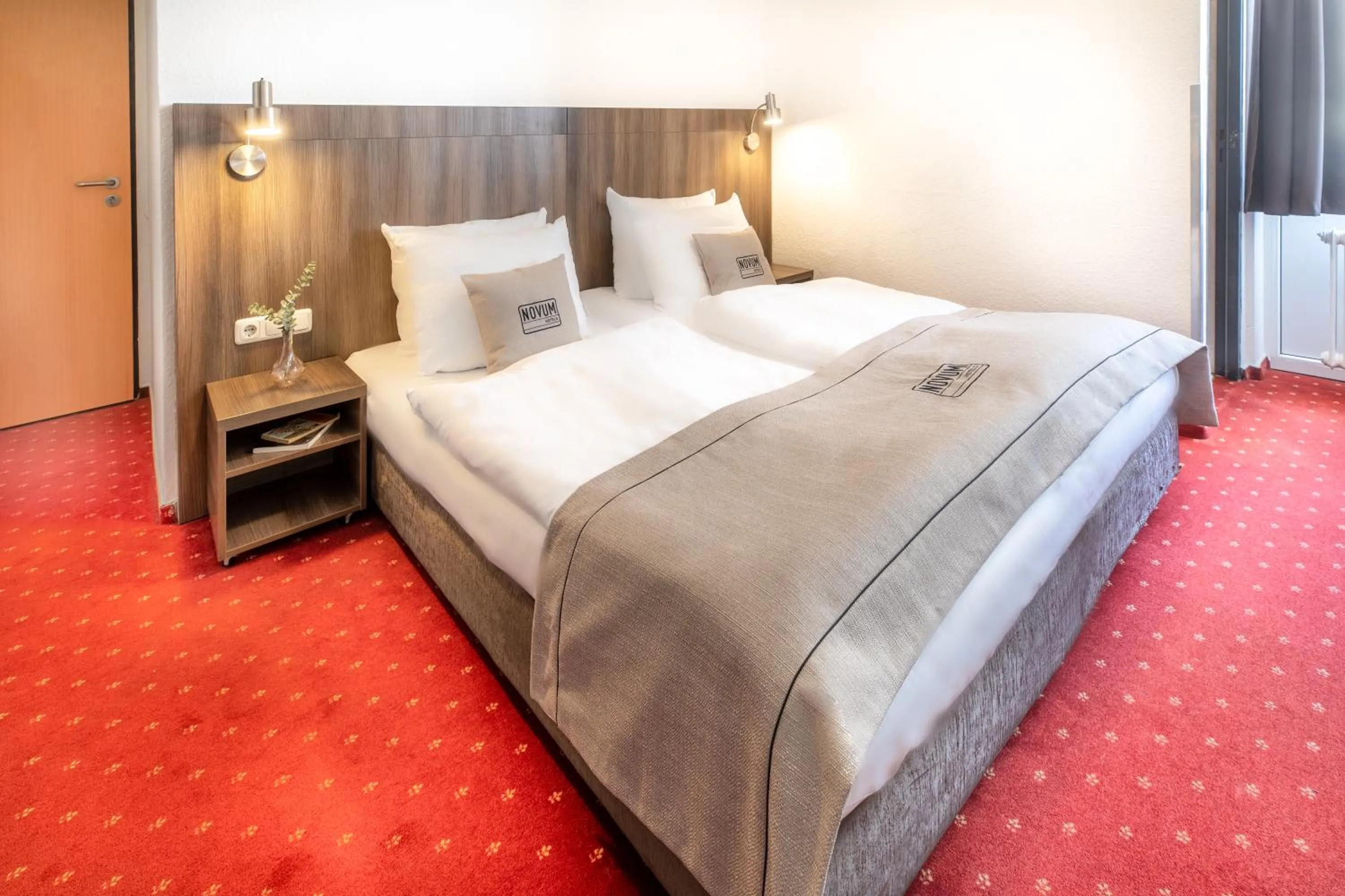 Standard Triple Room in Hotel Leonet