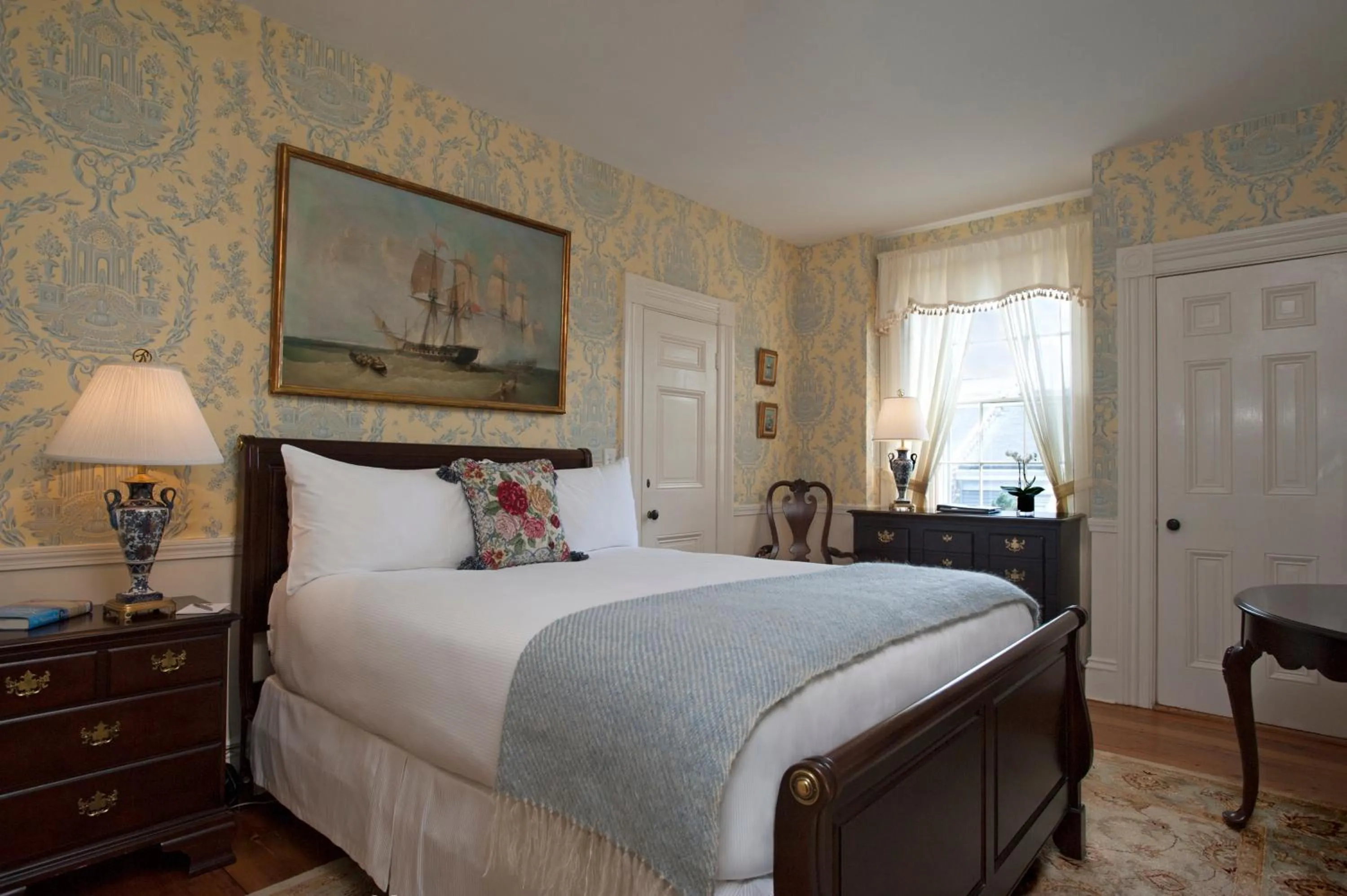 Small Queen Room - Main Building  in Jared Coffin House