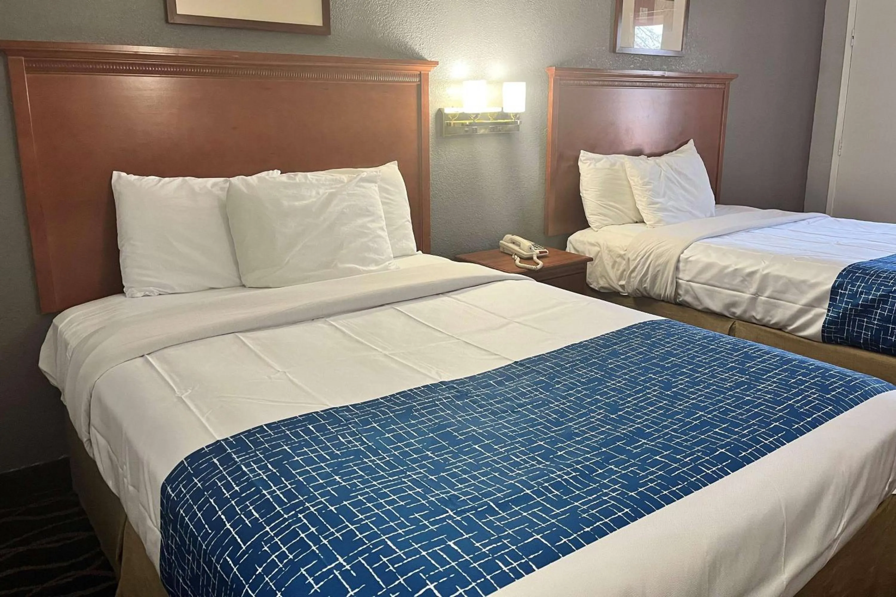 Double Room with Two Double Beds - Non-Smoking in Travelodge by Wyndham Terre Haute