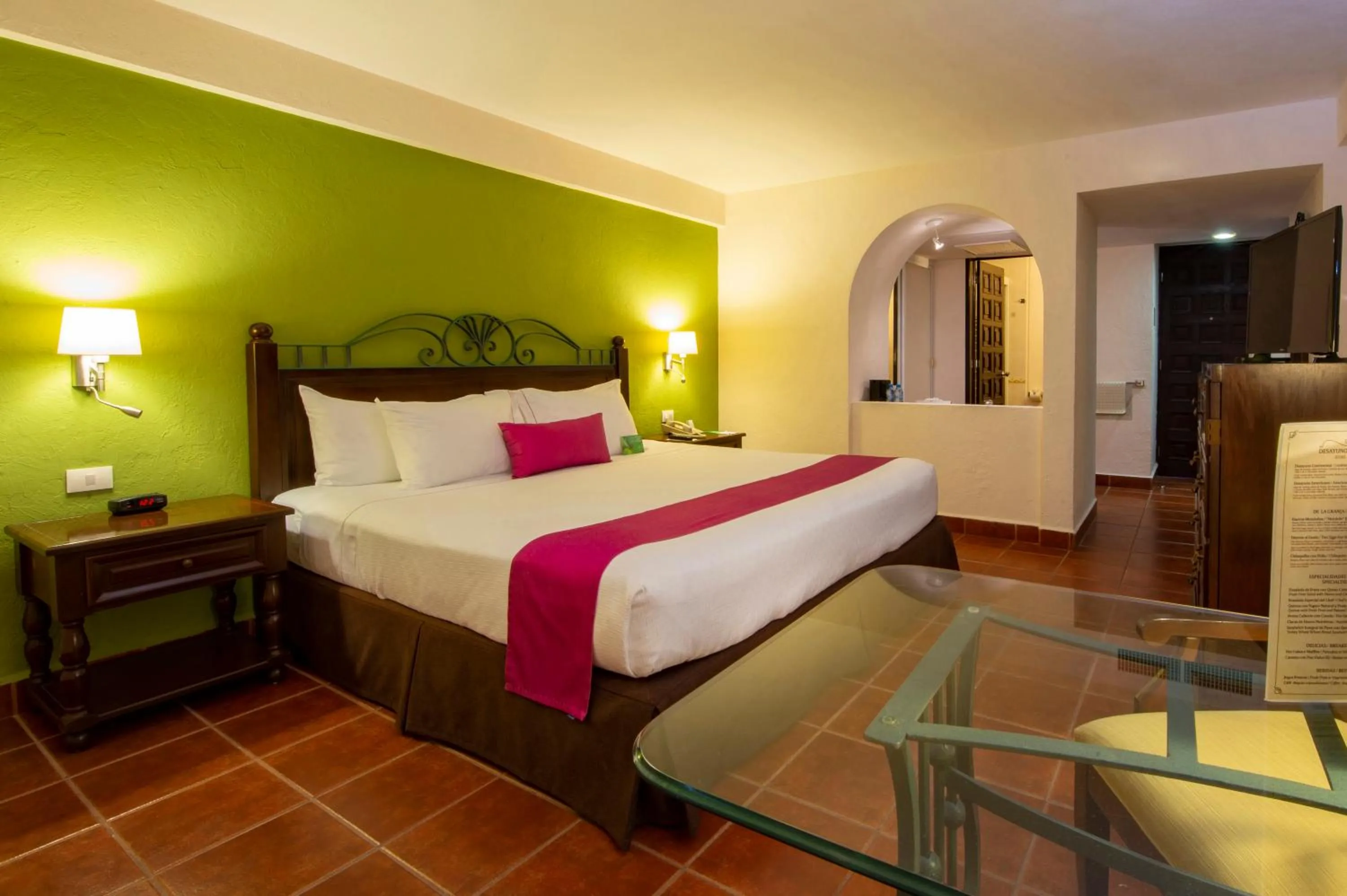 Superior King Room in Gamma Merida El Castellano