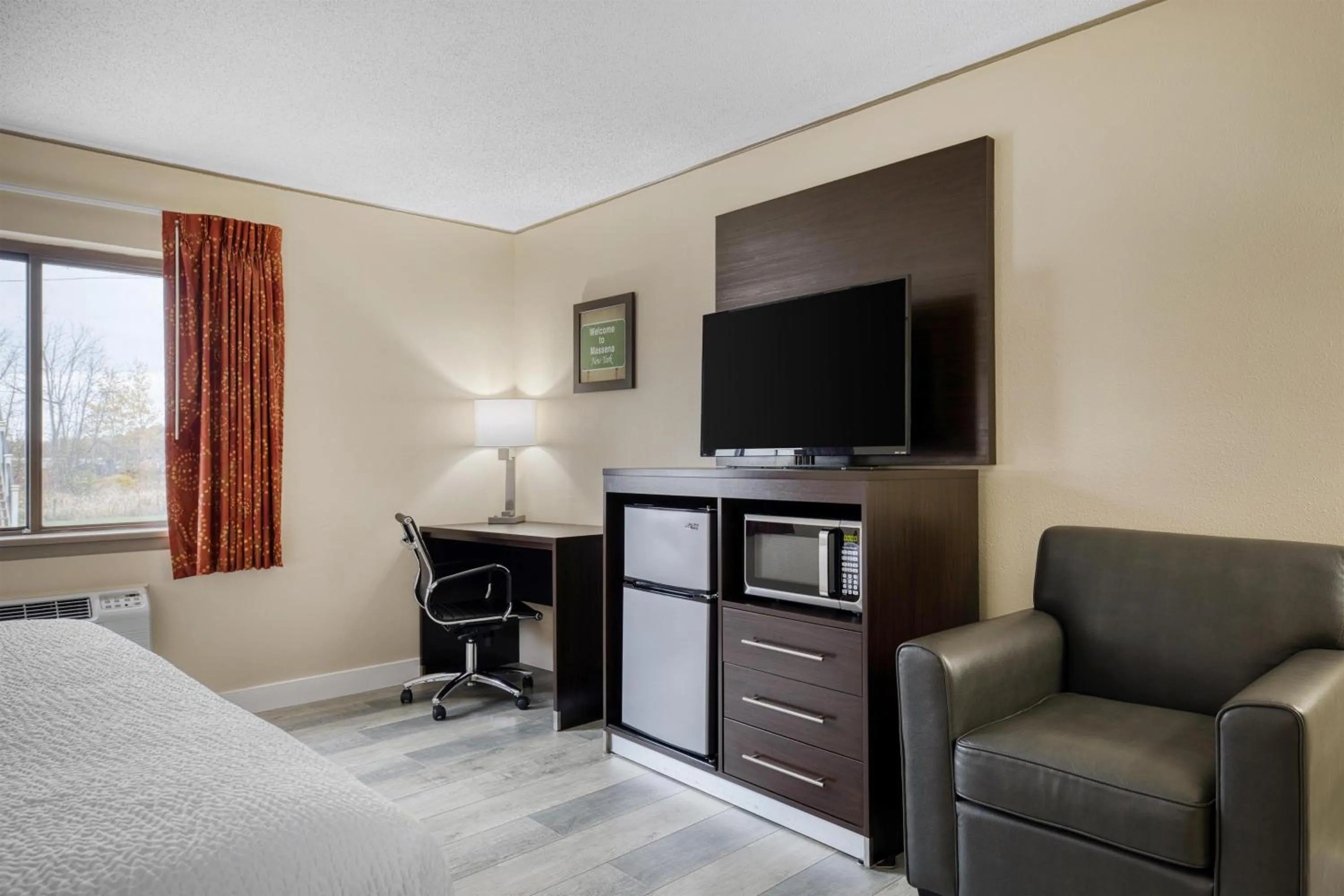 King Room - Non-Smoking in SureStay by Best Western Massena