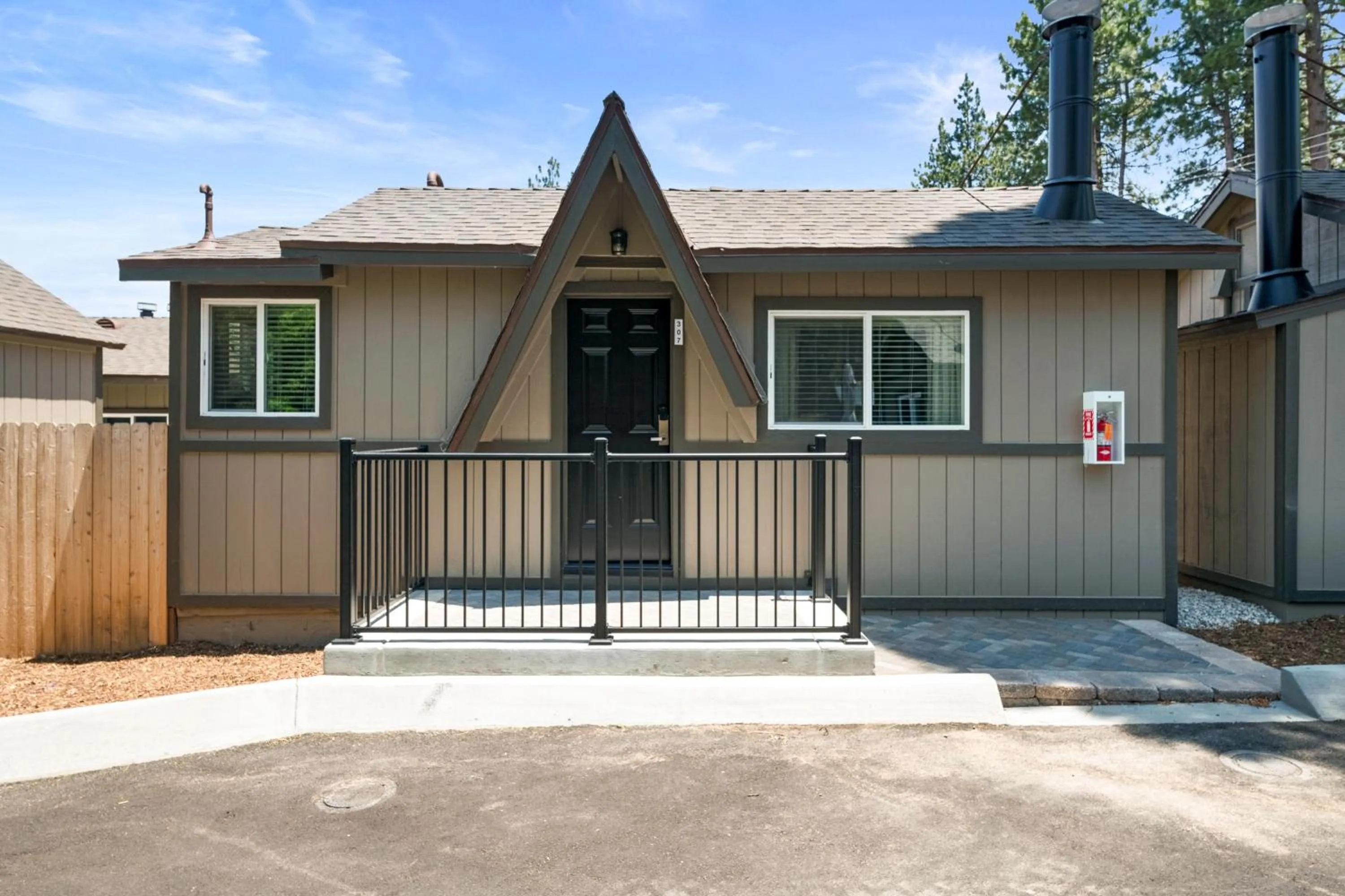 Deluxe Queen Studio  in Big Bear Frontier