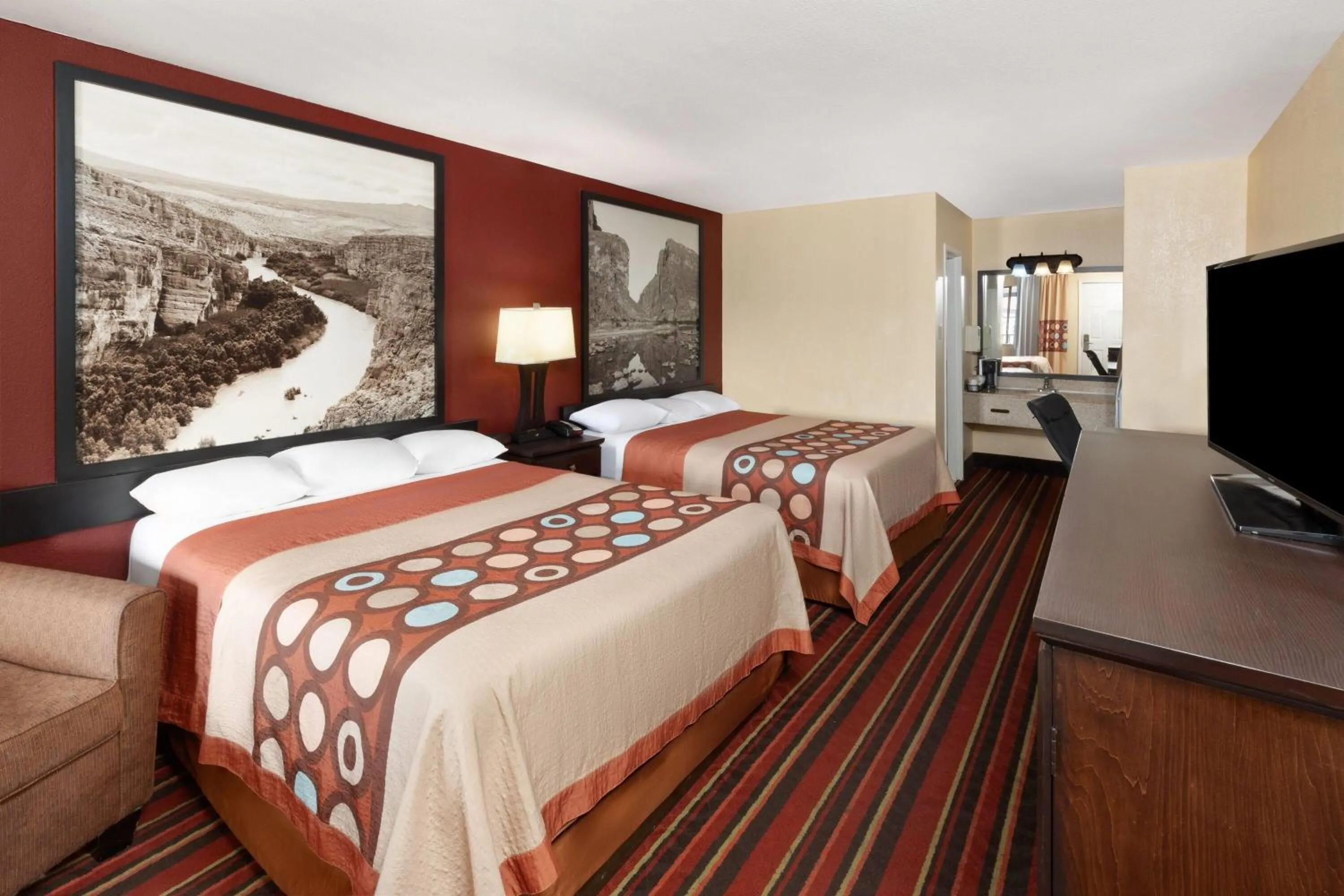 Queen Room with Two Queen Beds - Non-Smoking in Super 8 by Wyndham Temple S General Bruce