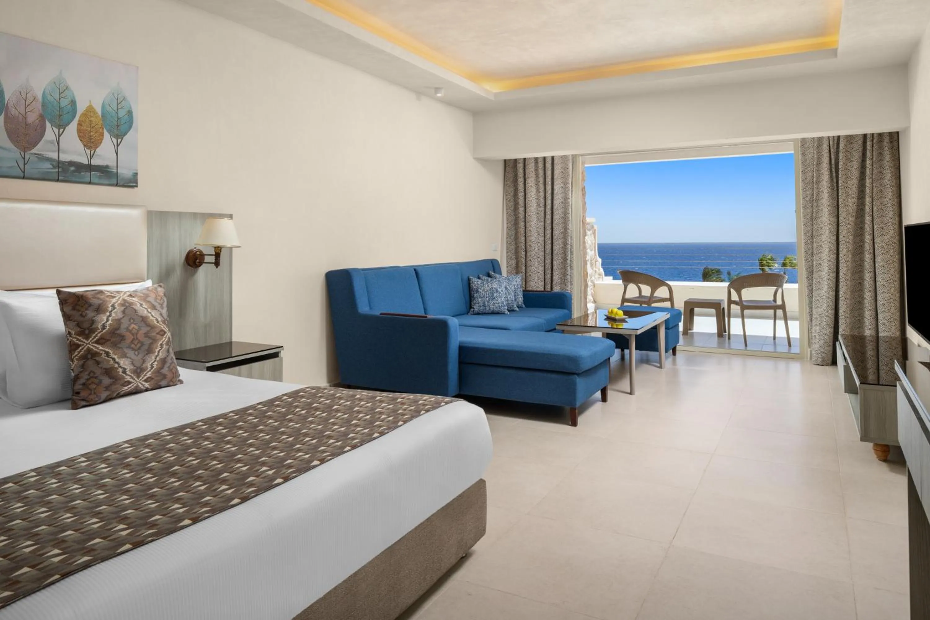 Deluxe Room Sea View in Pickalbatros Citadel Resort Sahl Hasheesh