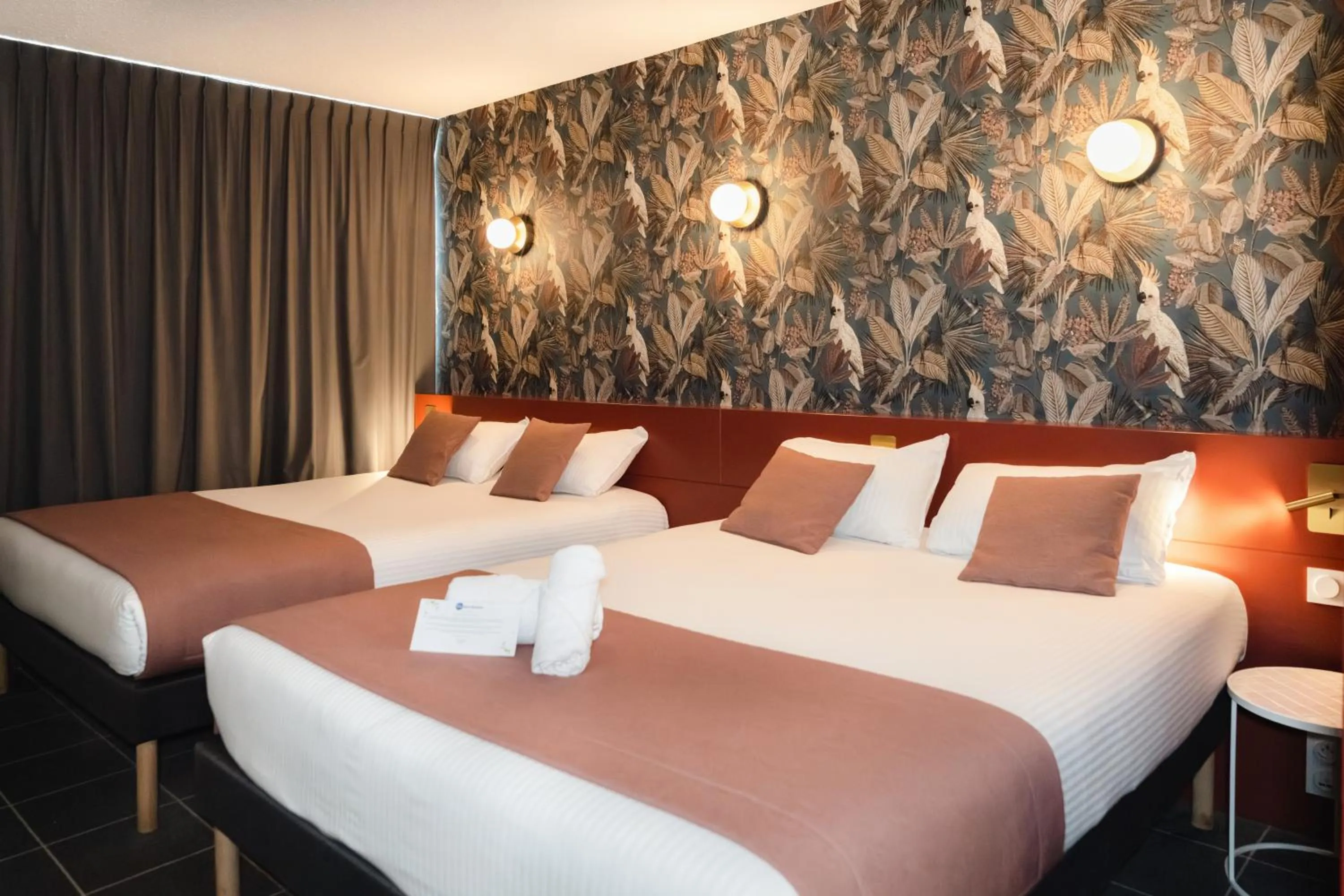 Classic Twin Room - Non-Smoking in Best Western Hotel du Lac Dunkerque- Restaurant ouvert 7/7 midi et soir