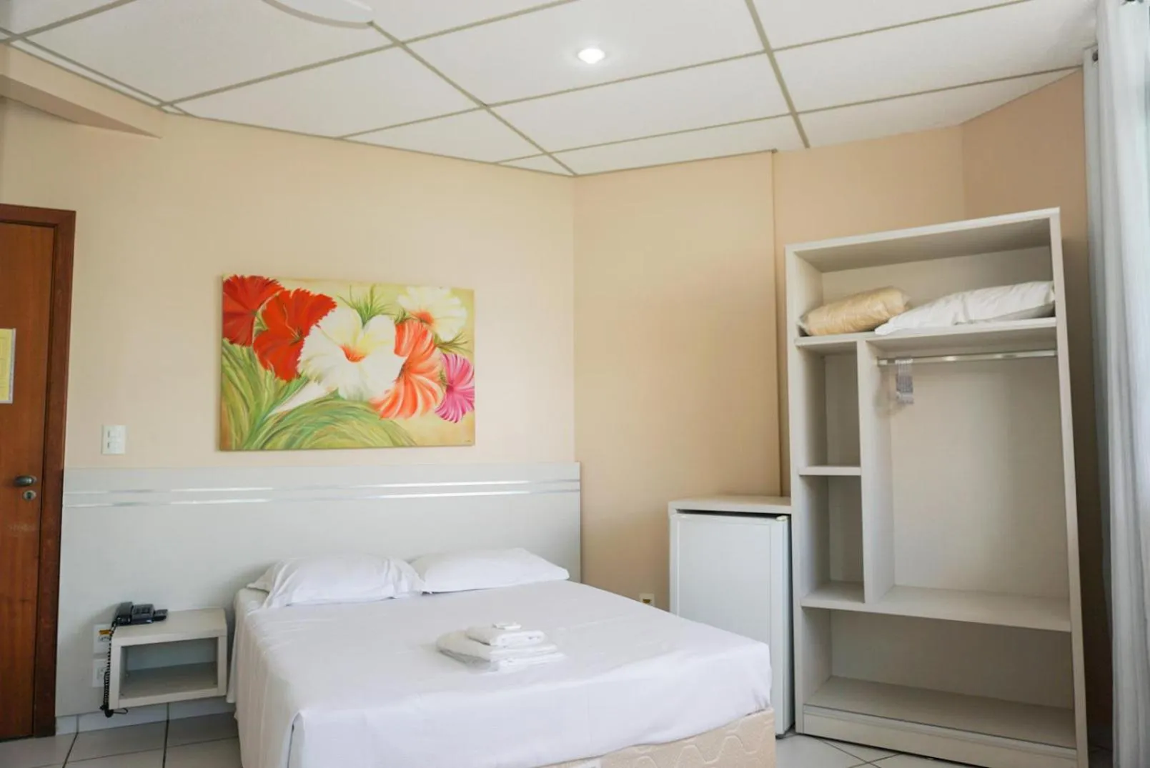 Standard Triple Room - single occupancy in Lord Hotel Camburi