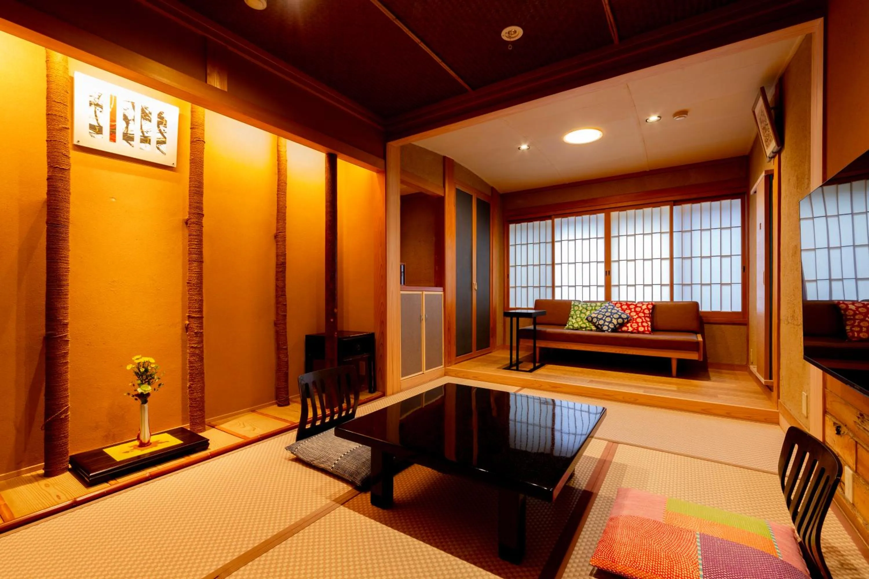 Japanese-Style Twin Room in 城崎温泉 但馬屋-Tajimaya-