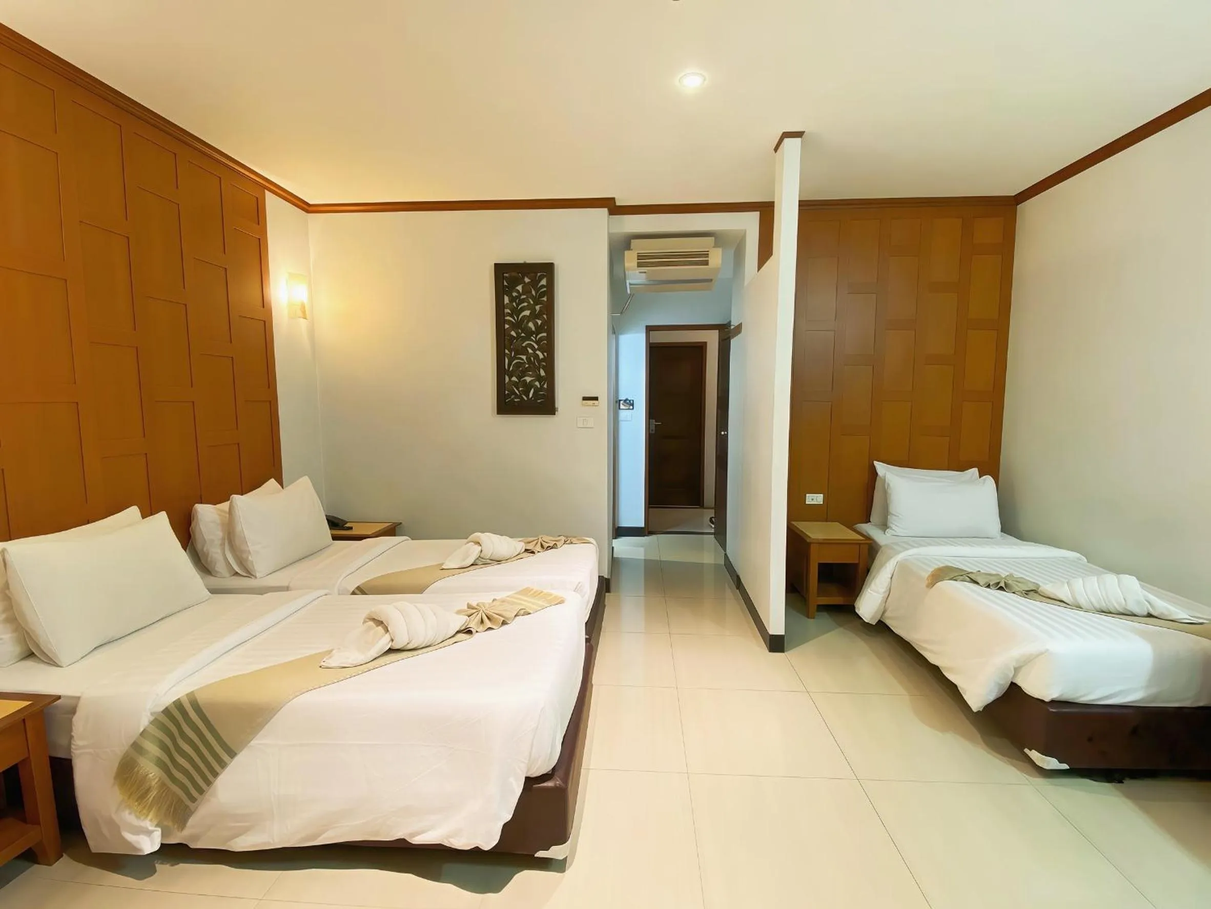 Superior Triple Room in New Siam II