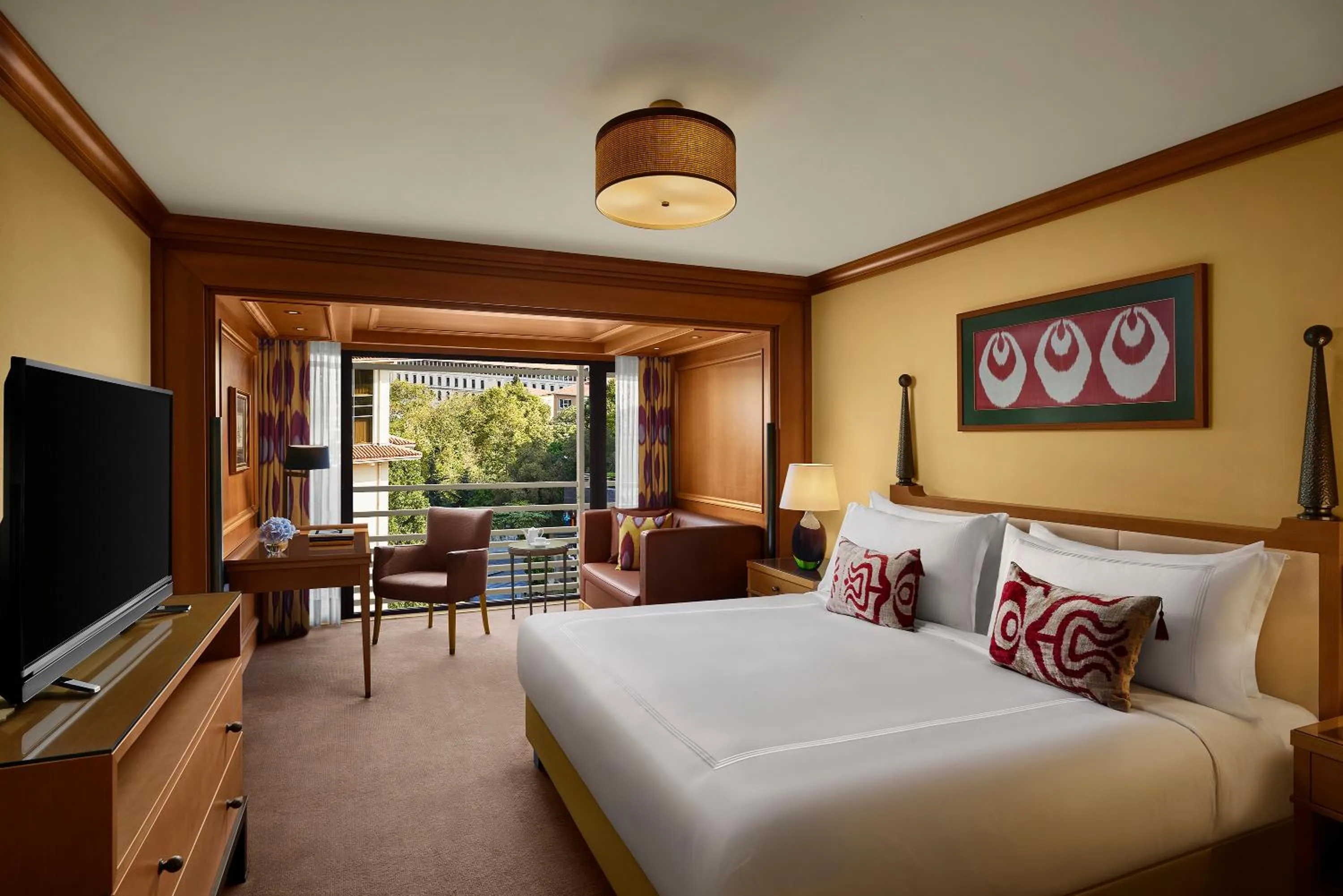 Deluxe Park View Room King Bed in Divan Istanbul