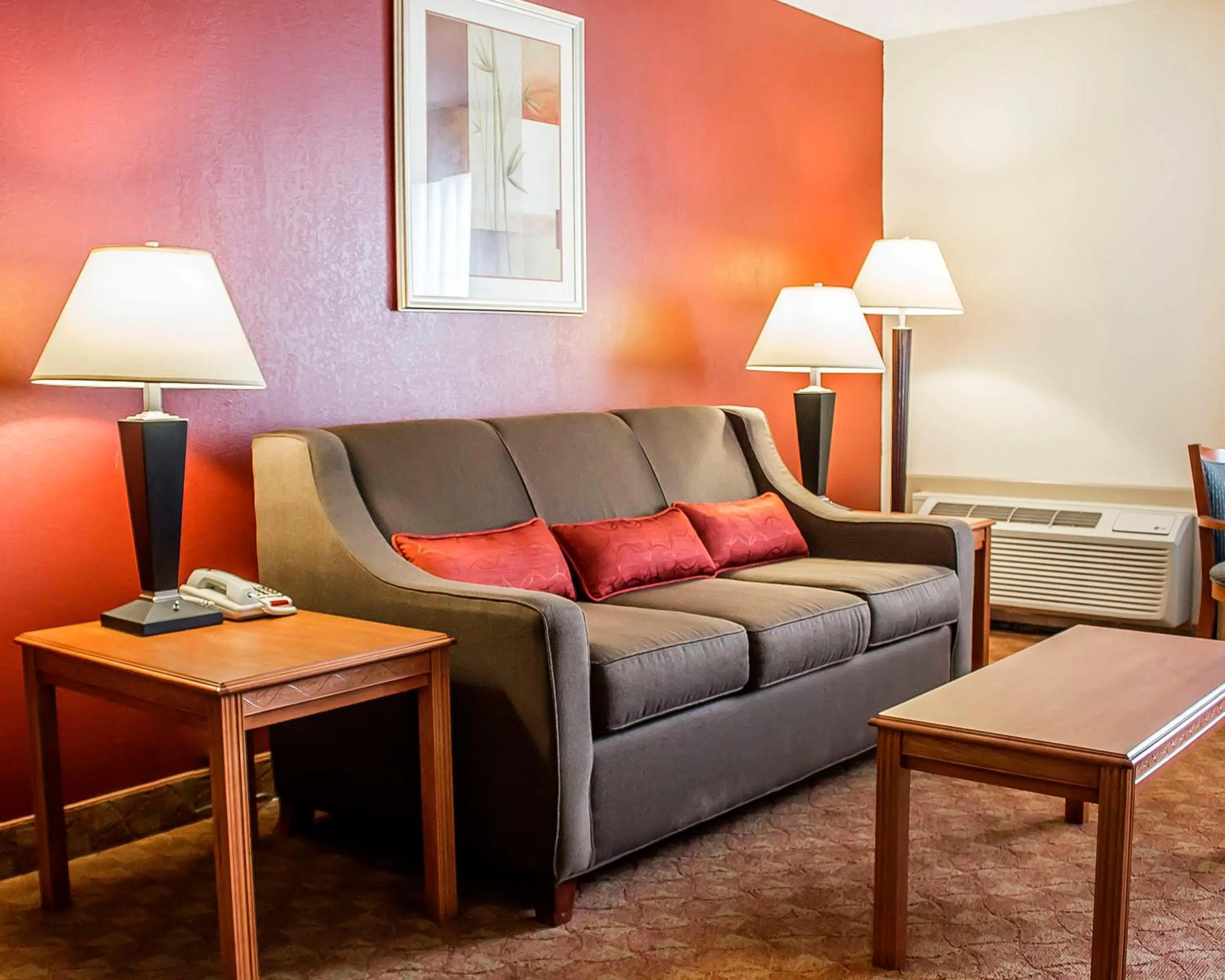 Suite with Two Double Beds - Non-Smoking in Quality Inn