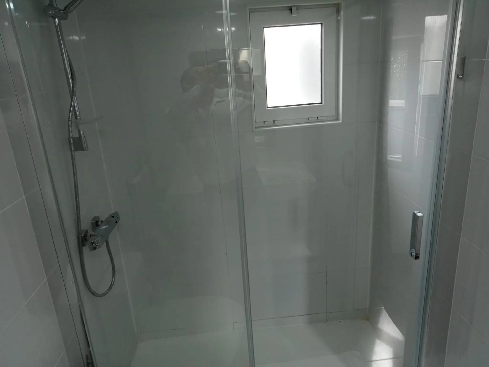 Deluxe Double Room (2 Adults + 1 Child) in Hello Feria