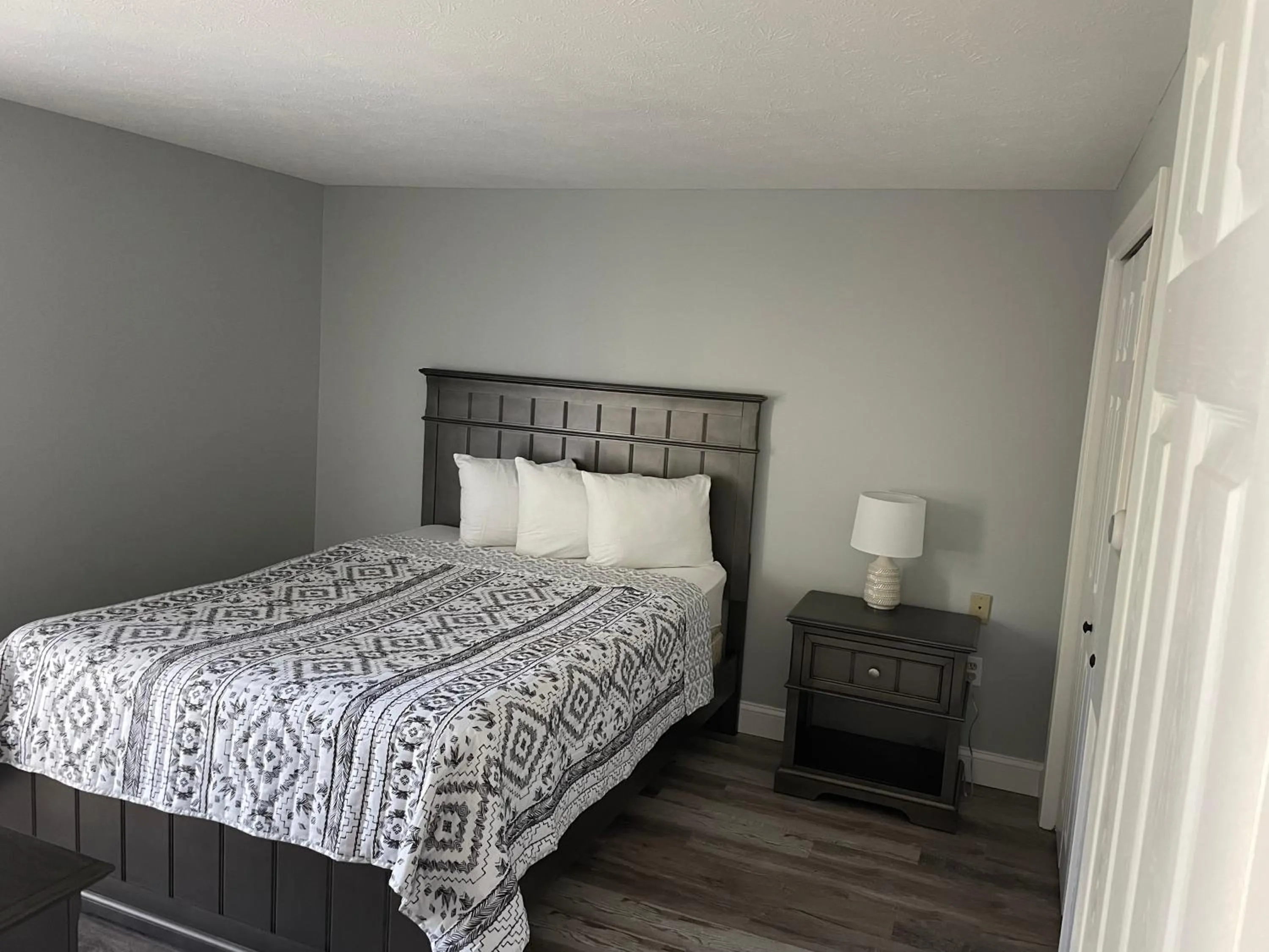 One-Bedroom Apartment (Foote Street) in Seabreeze Motel