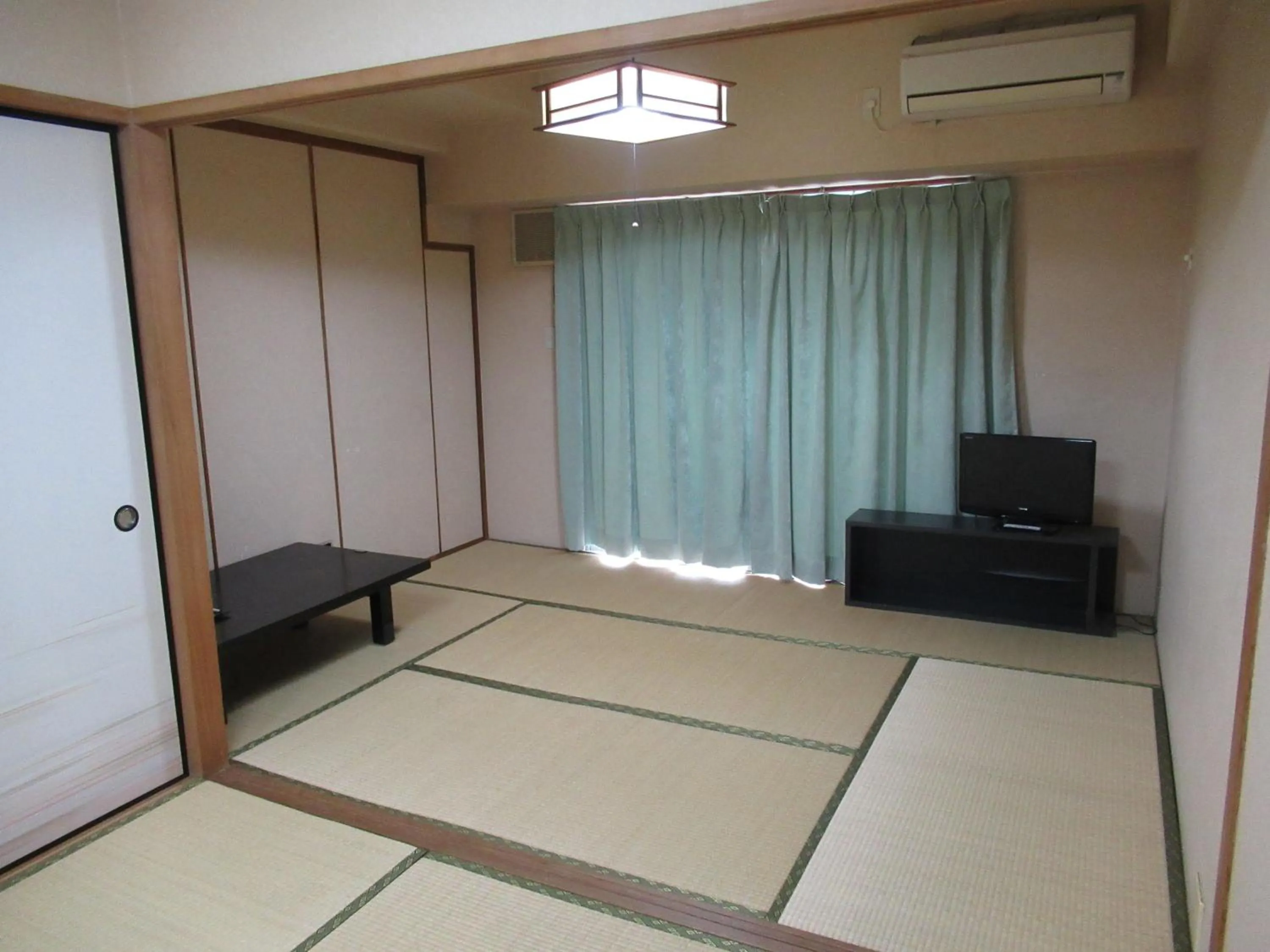 Japanese-Style Quadruple Room - single occupancy - Smoking in Tsurusaki Hotel