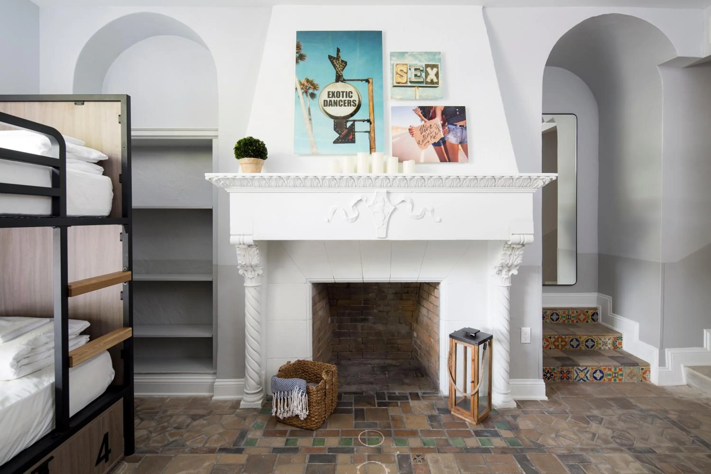 Private 4-Bed Room in Generator Miami