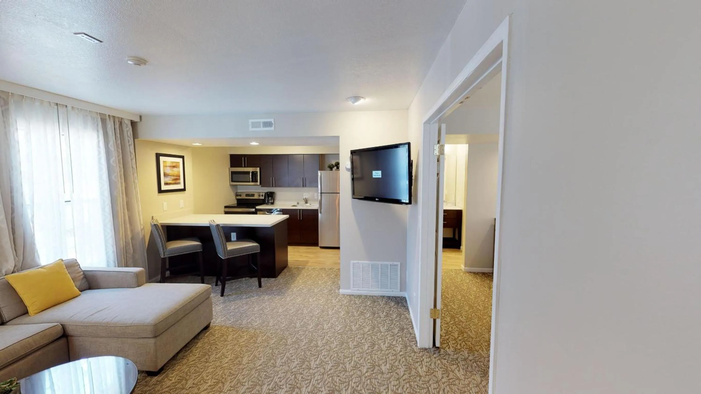 One Bedroom Suite - 1 King Bed in Chase Suite Hotel Newark Fremont