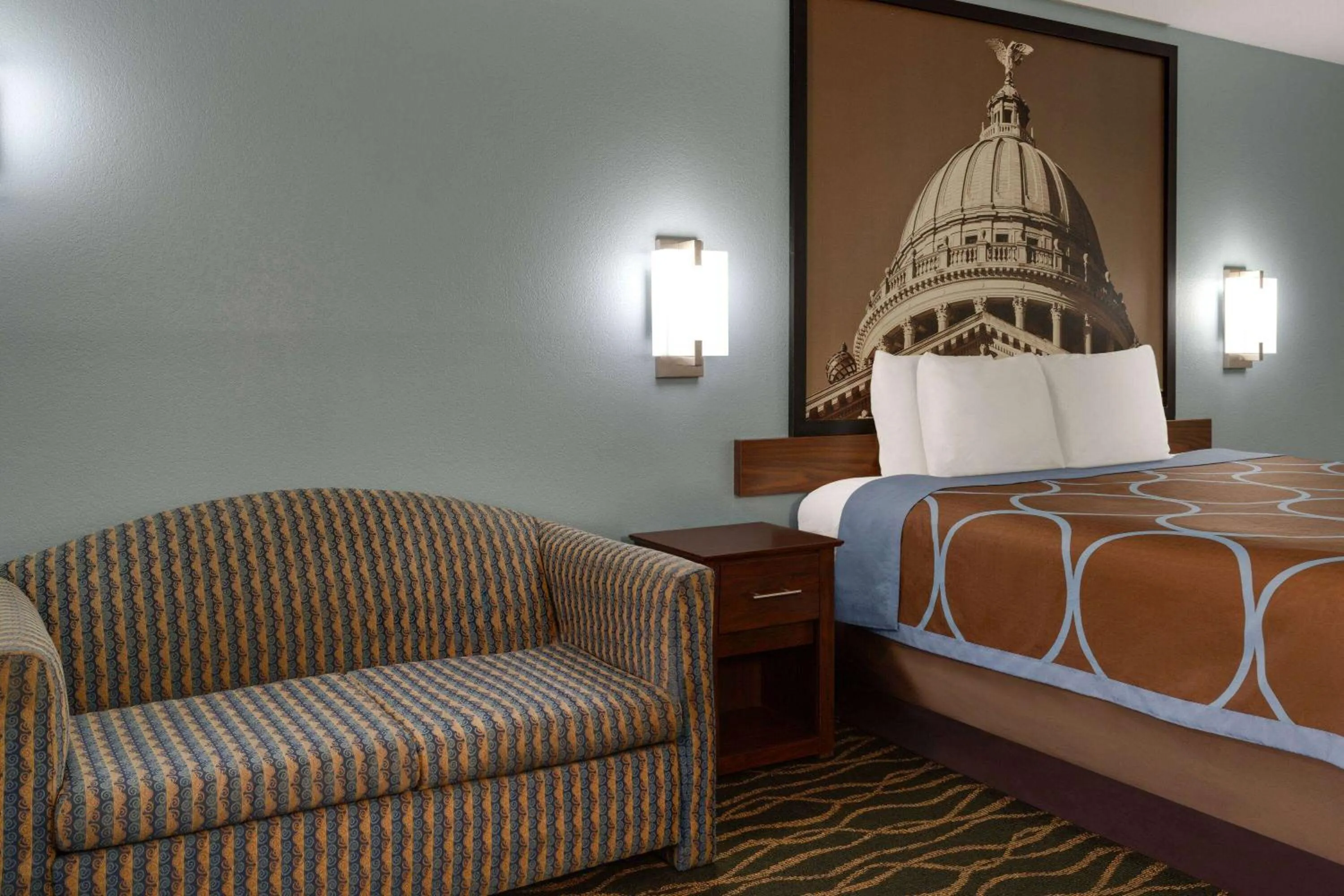 King Room - Smoking  in Super 8 by Wyndham Pearl/Jackson/East