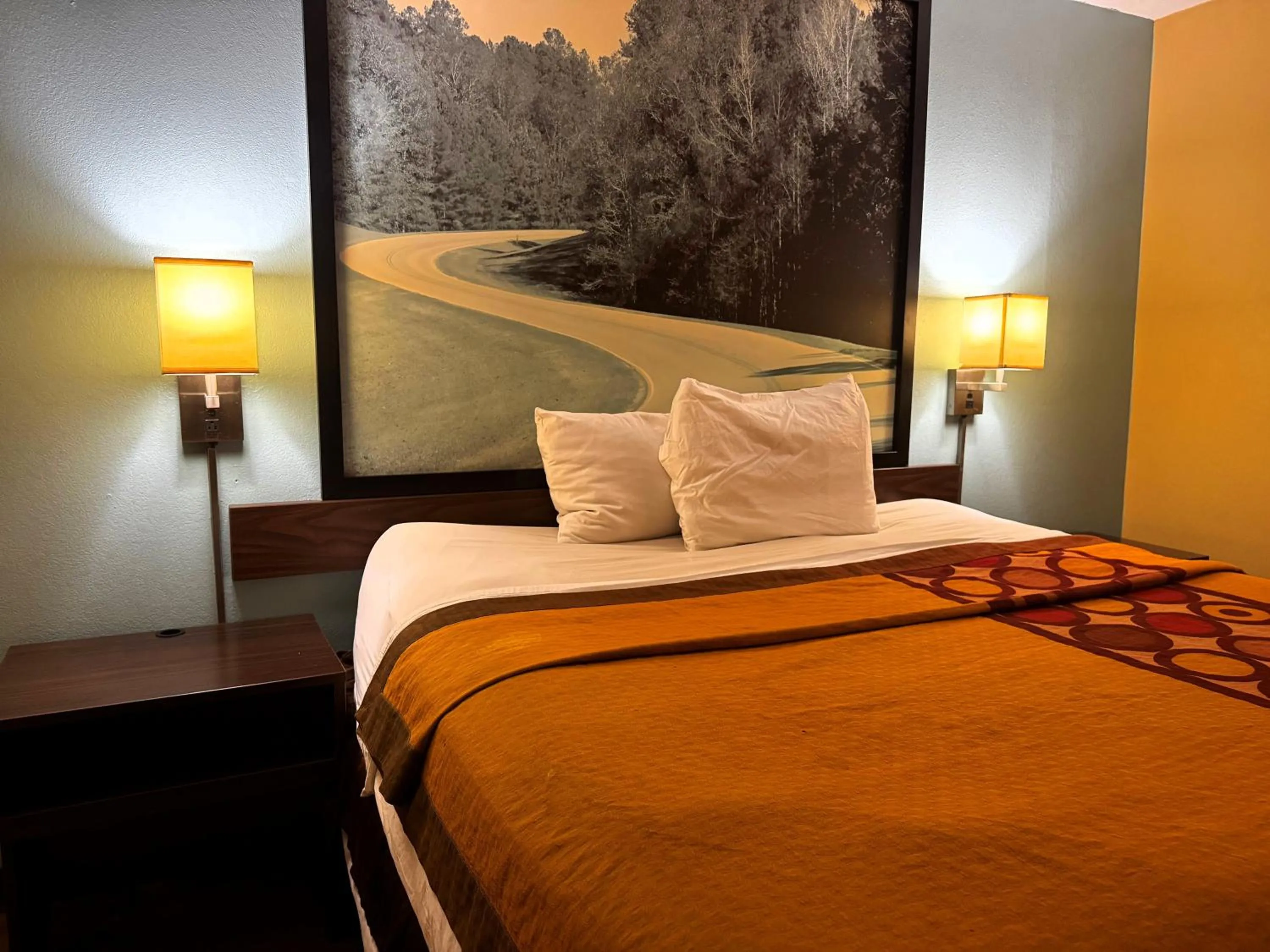 King Room - Mobility Access/Non-Smoking in Super 8 by Wyndham Jackson Ridgeland