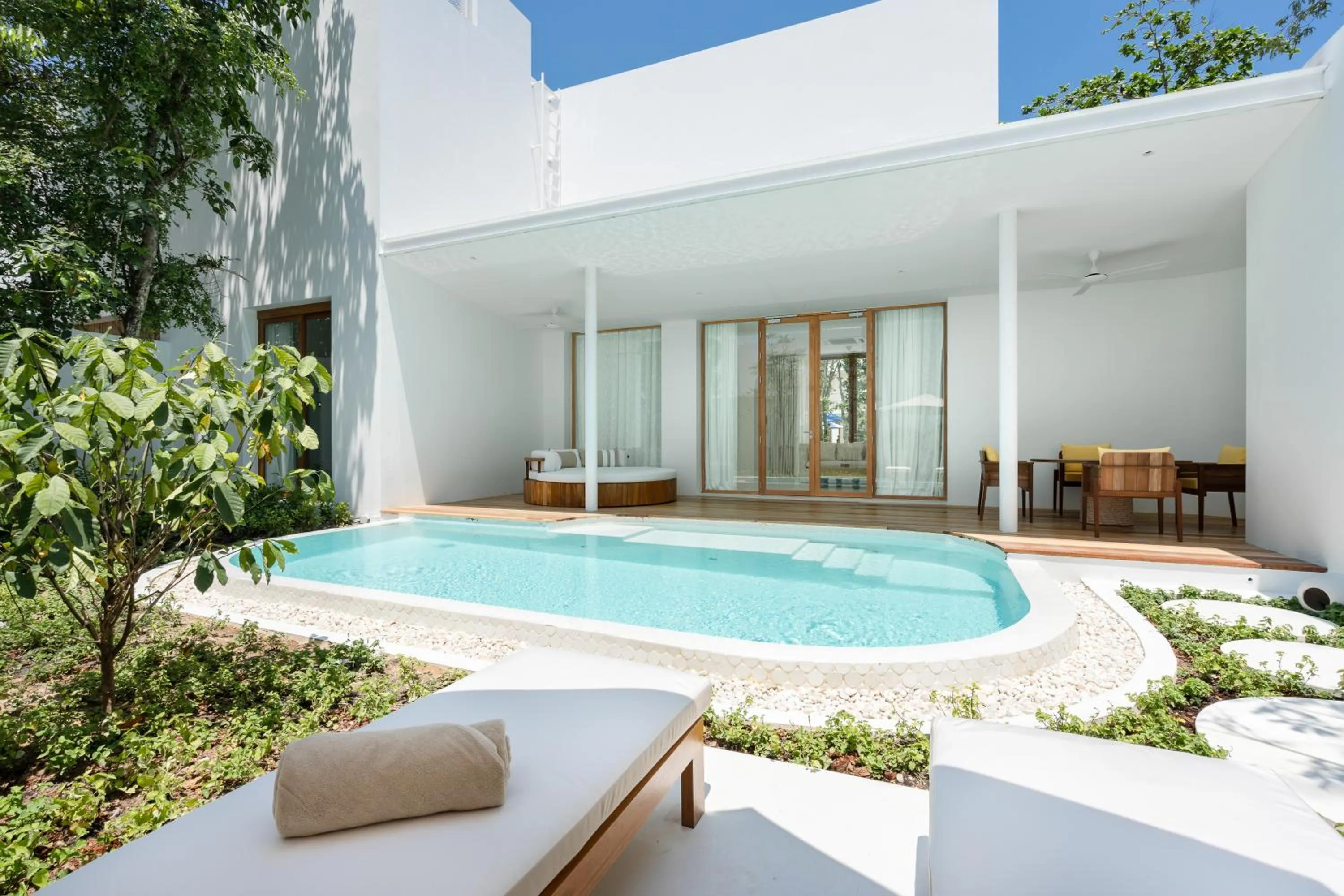 Garden Two Bedroom Family & Friend Grand Villa in SALA Samui Chaweng Beach Resort