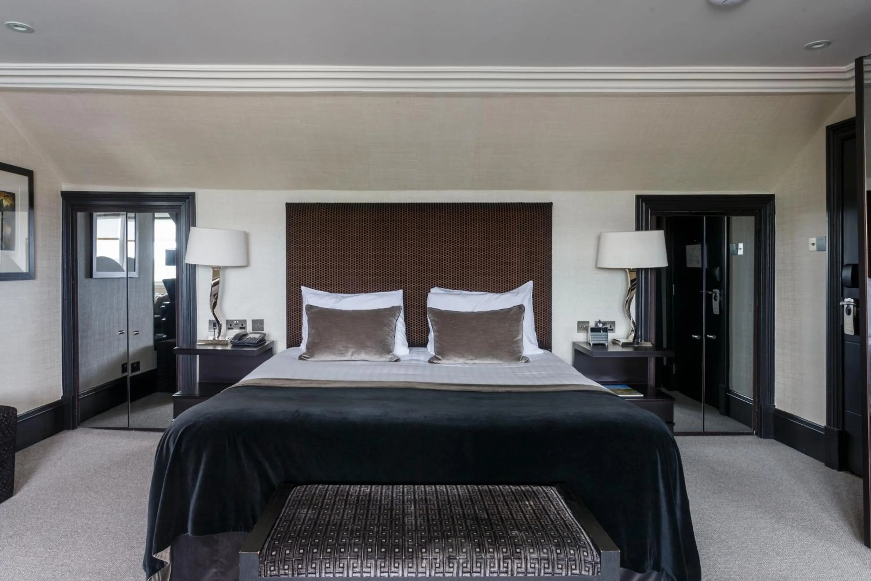 Club Room in The Chester Hotel