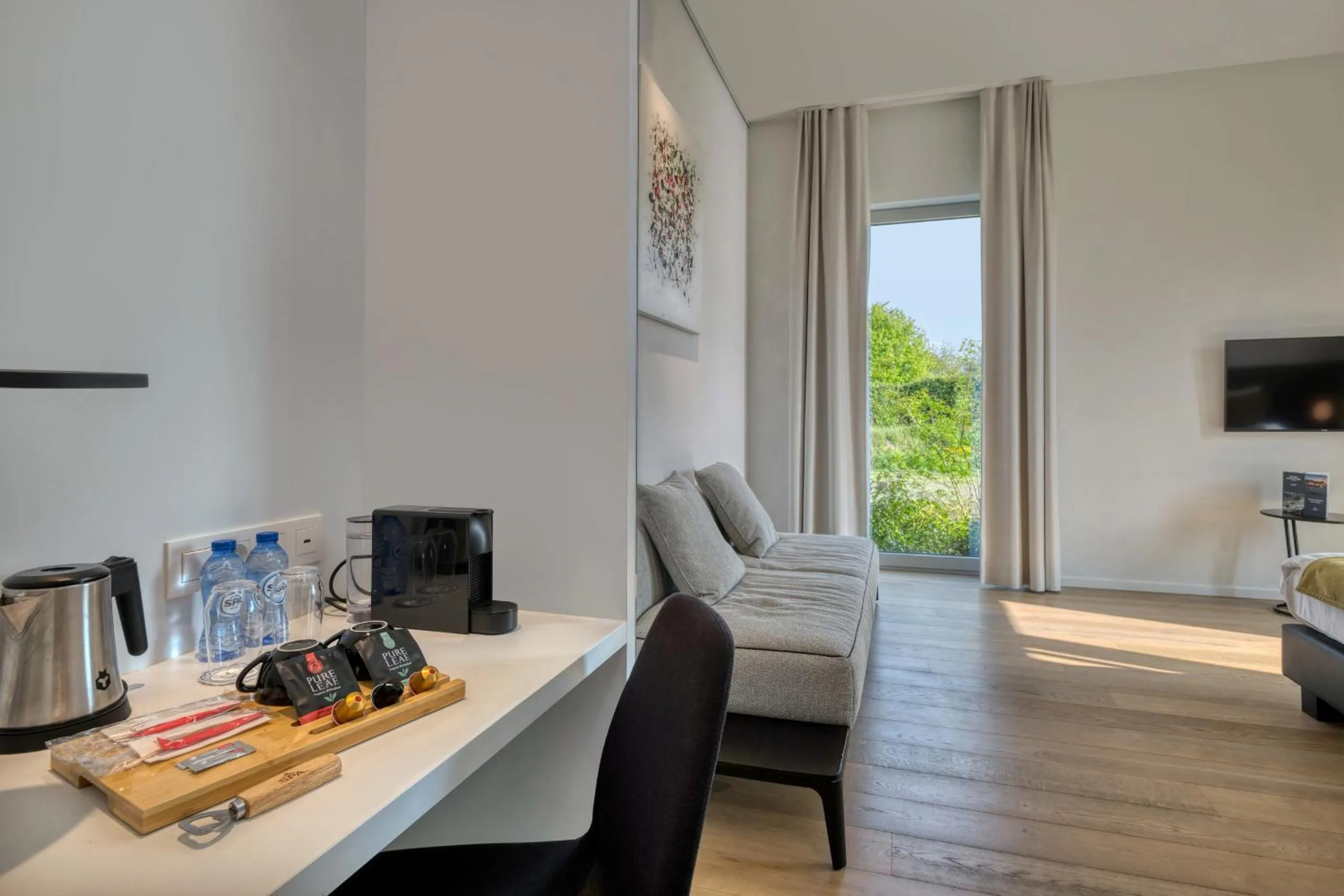 Deluxe King Room - single occupancy in Martin's Rentmeesterij