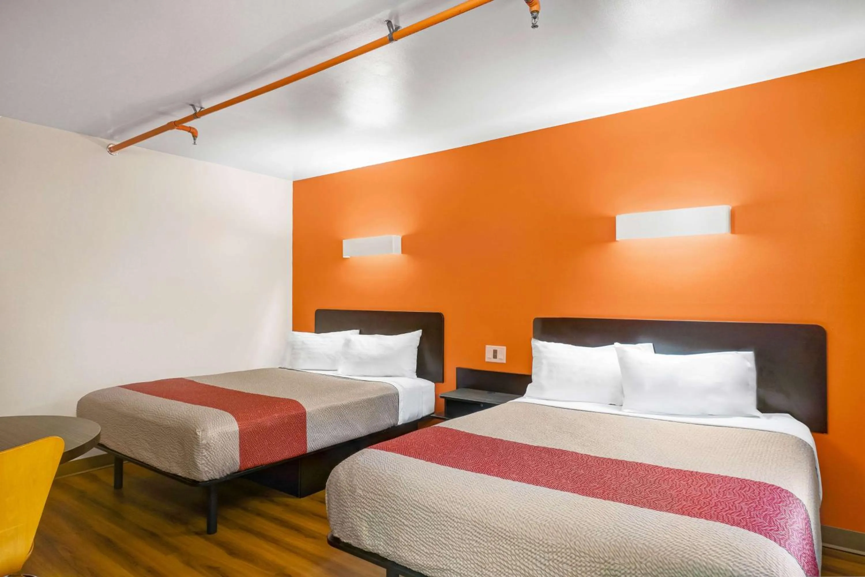 Deluxe Quadruple Room - Non-Smoking in Motel 6-Ilion, NY