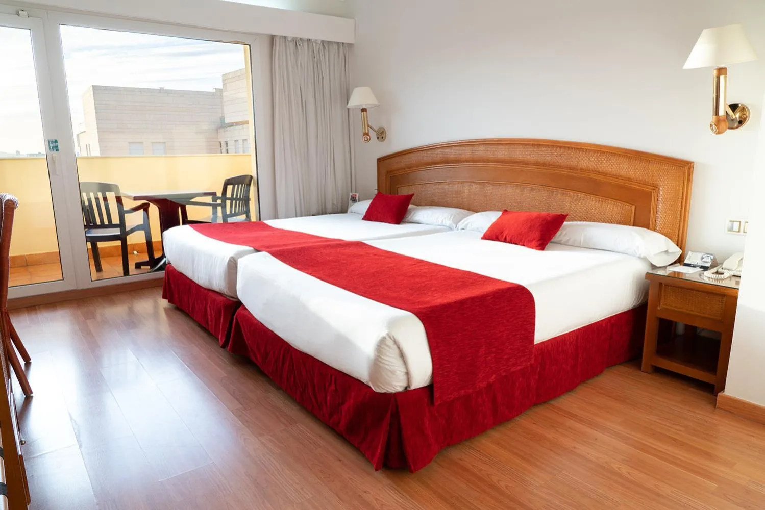 Double or Twin Room (2 Adults + 1 Child) in Senator Marbella