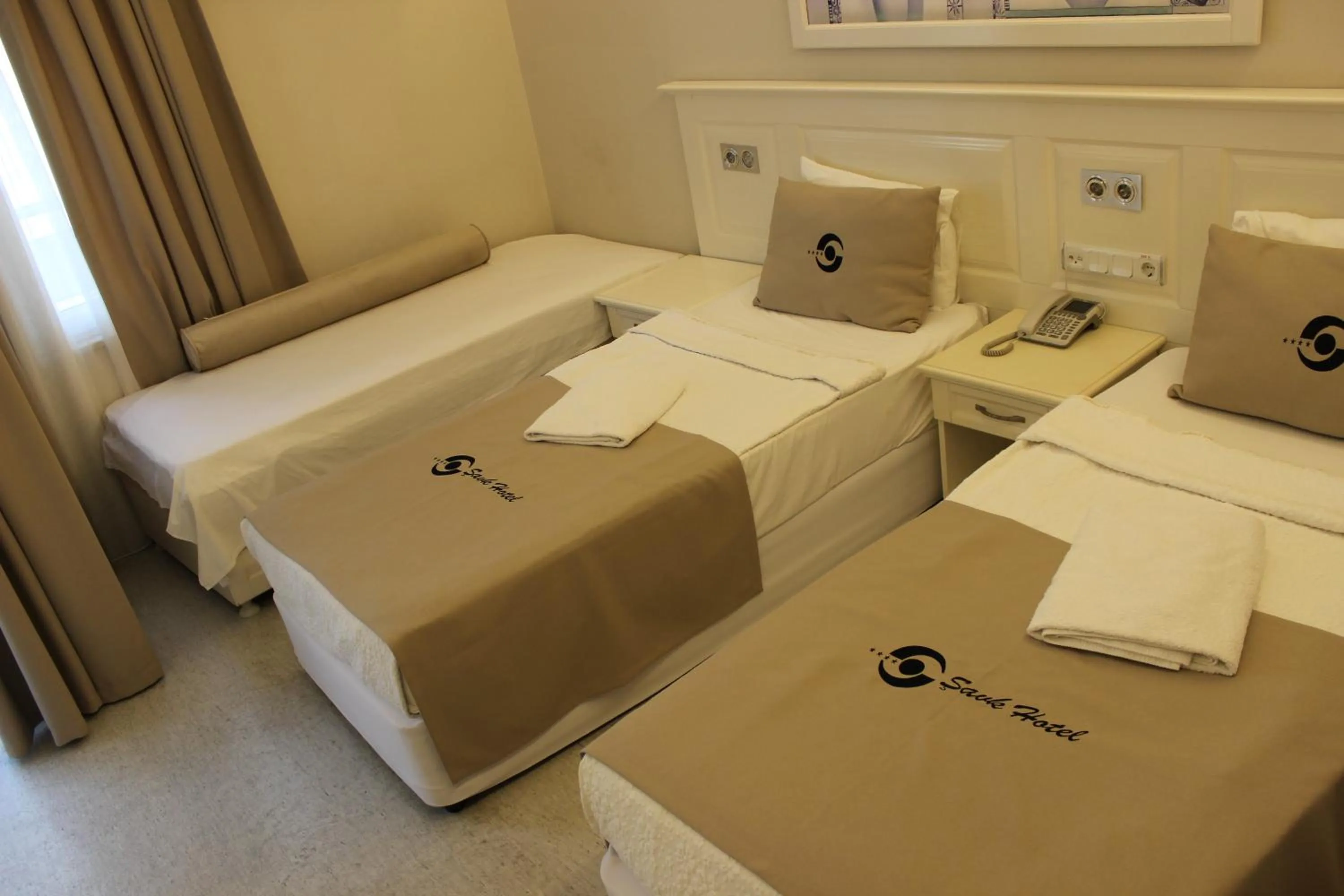 Standard Triple Room in Savk Hotel