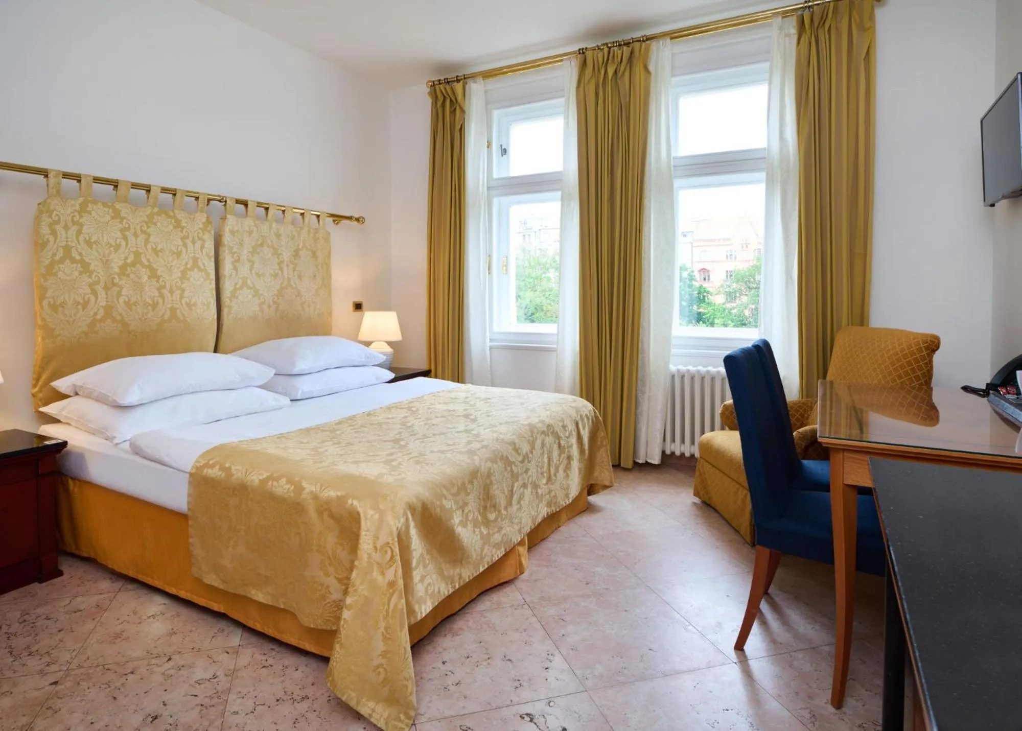 Double or Twin Room in La Fenice