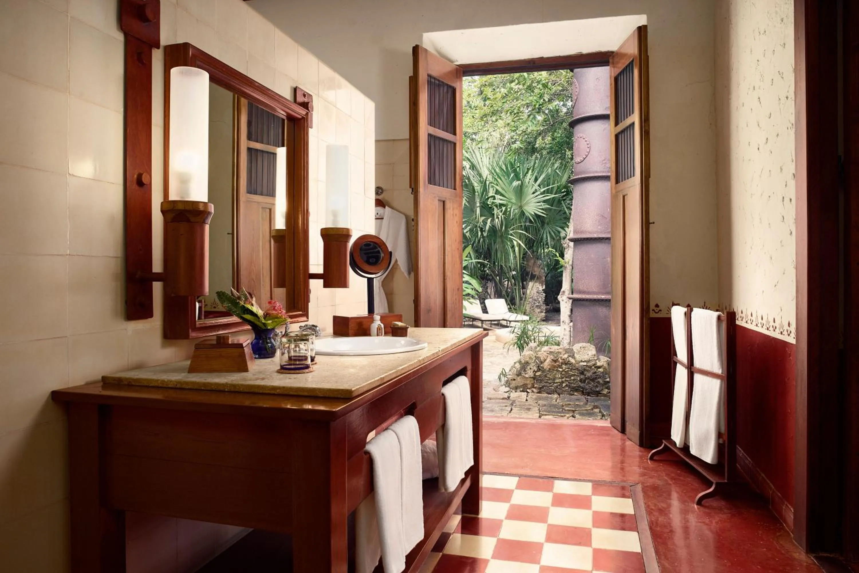 Deluxe Twin Room in Hacienda Santa Rosa de Lima
