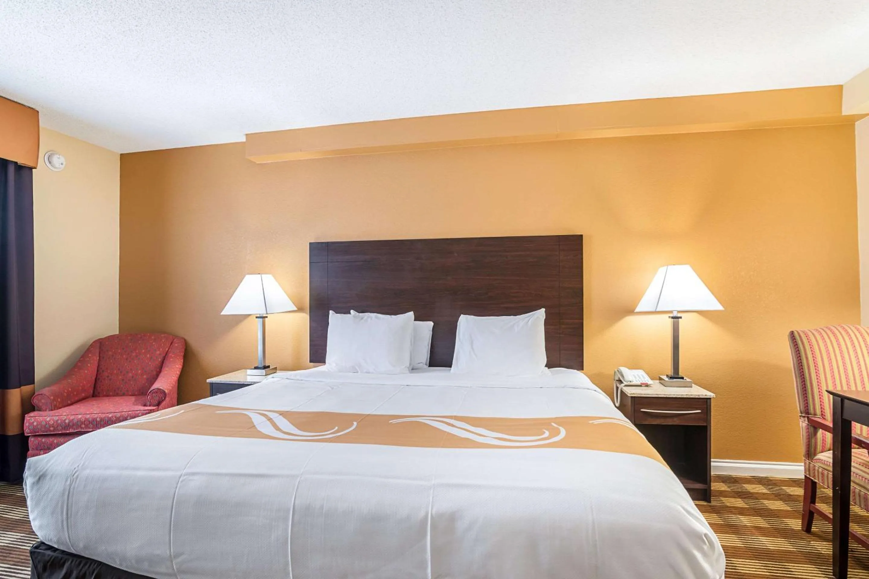 King Room in Quality Inn North Conway