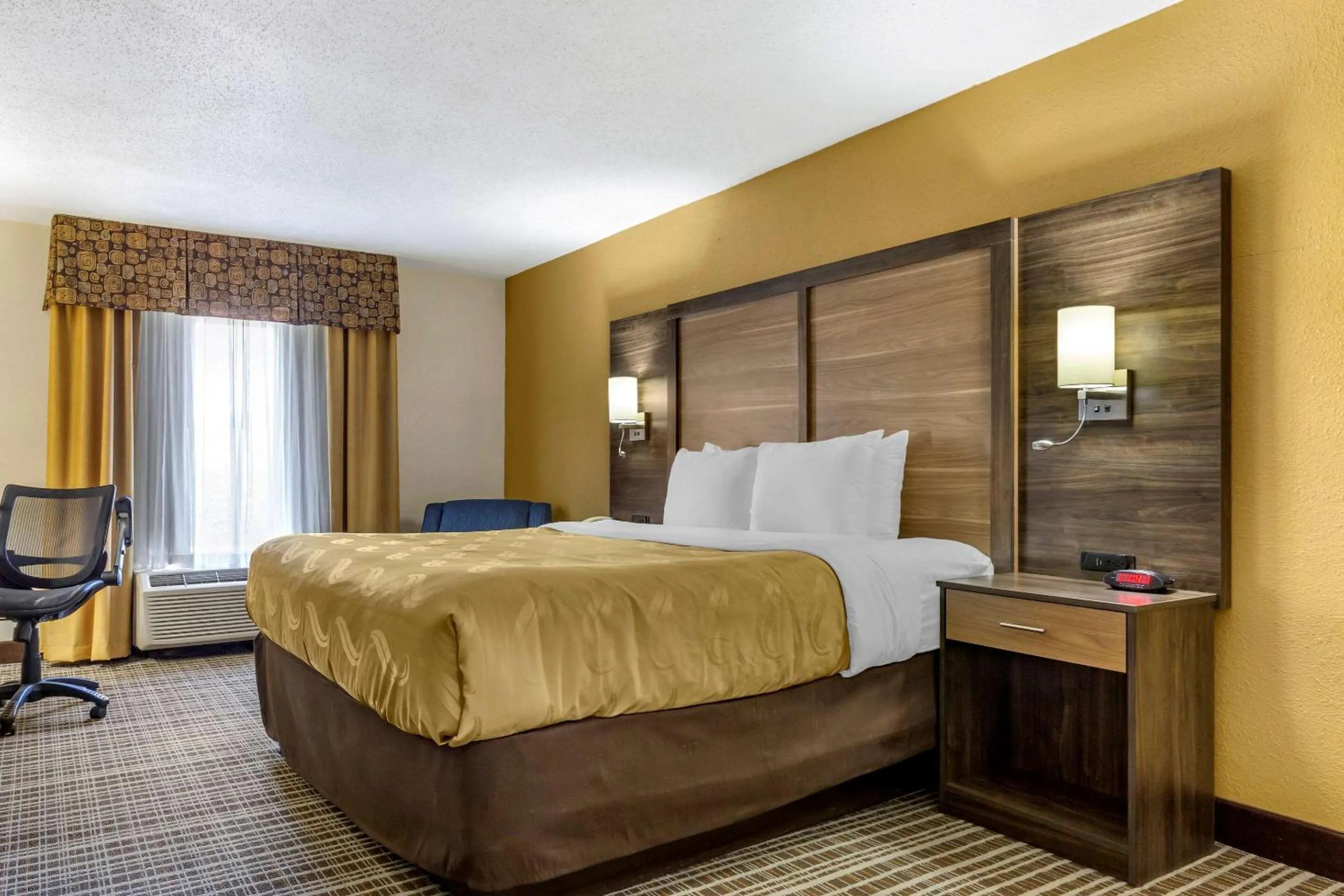 King Room - Non-Smoking in Quality Inn & Suites - Greensboro-High Point
