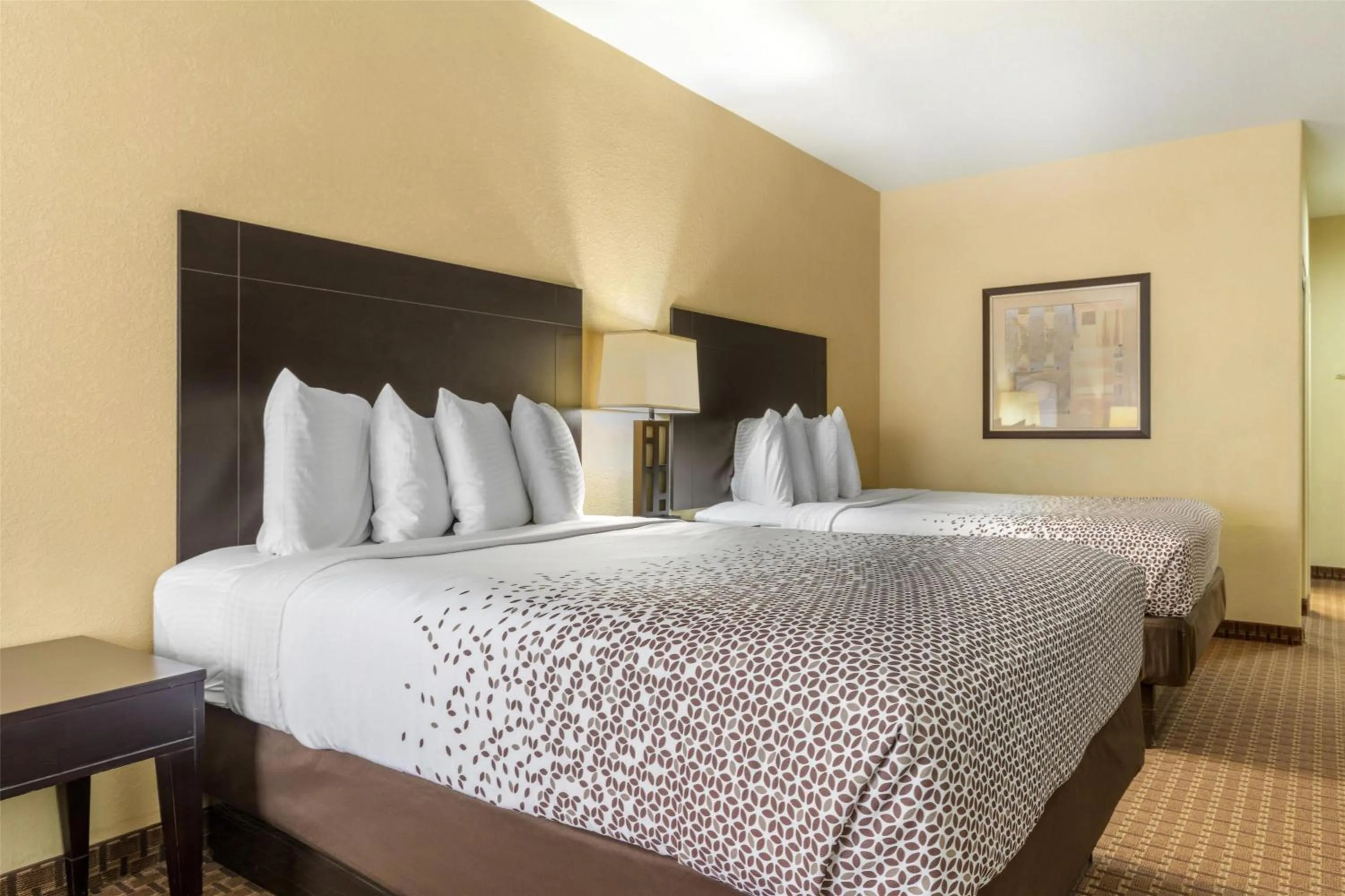 Queen Room with Two Queen Beds - Non-Smoking in Best Western Bastrop Pines Inn