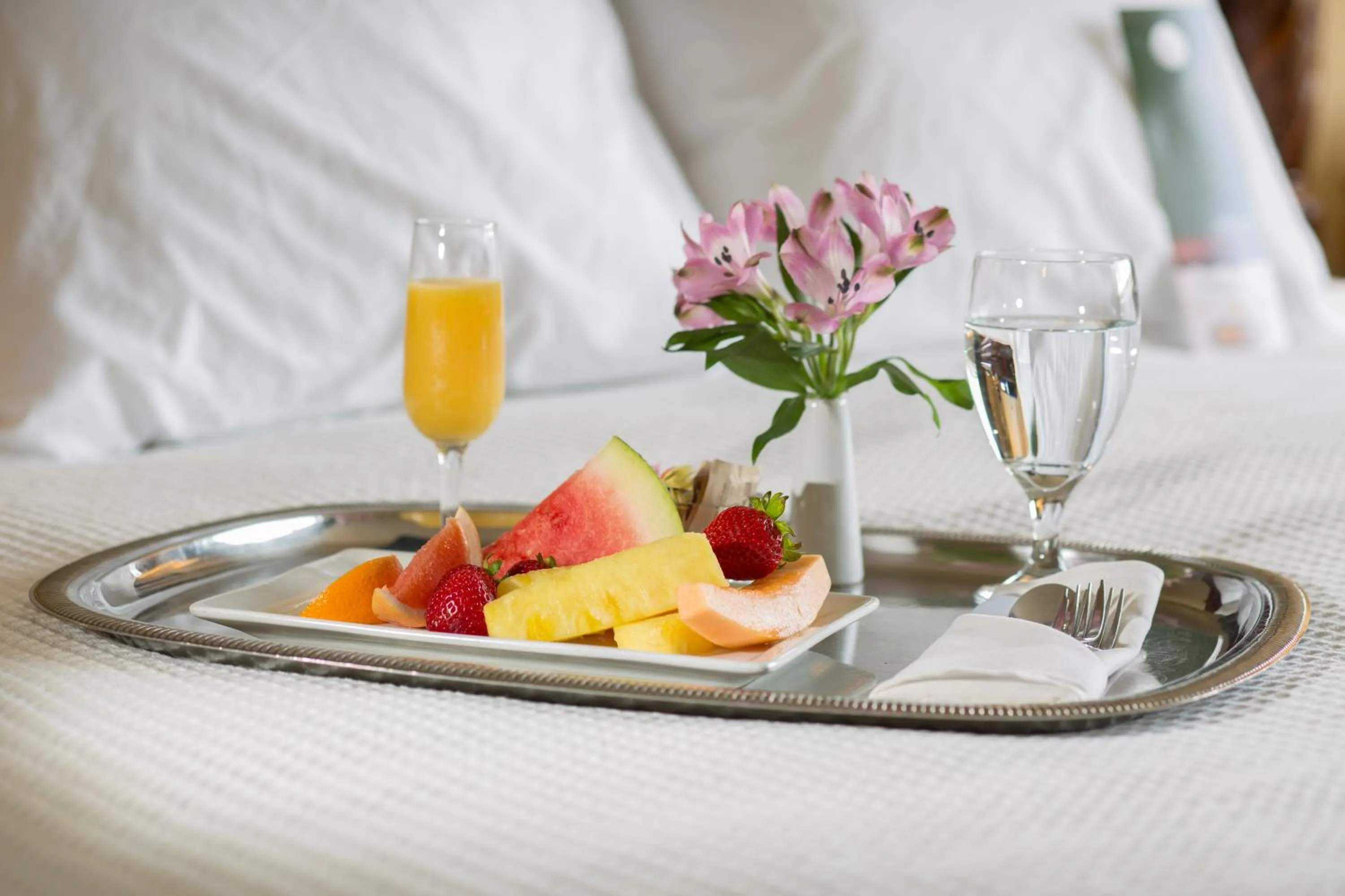 King Room with Mountain View - single occupancy in Carnegie Hotel & Spa